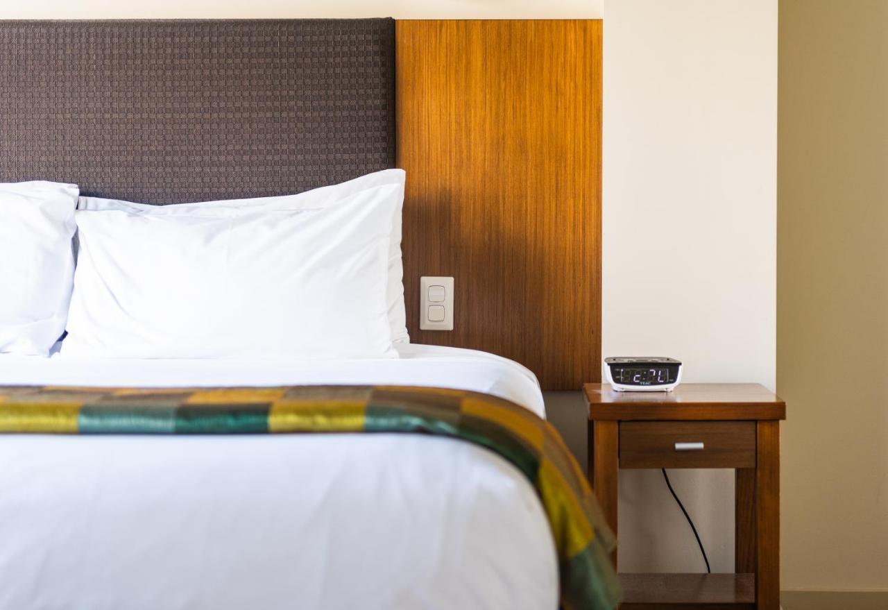 One Bedroom Executive Suite,1004916145:JPEG