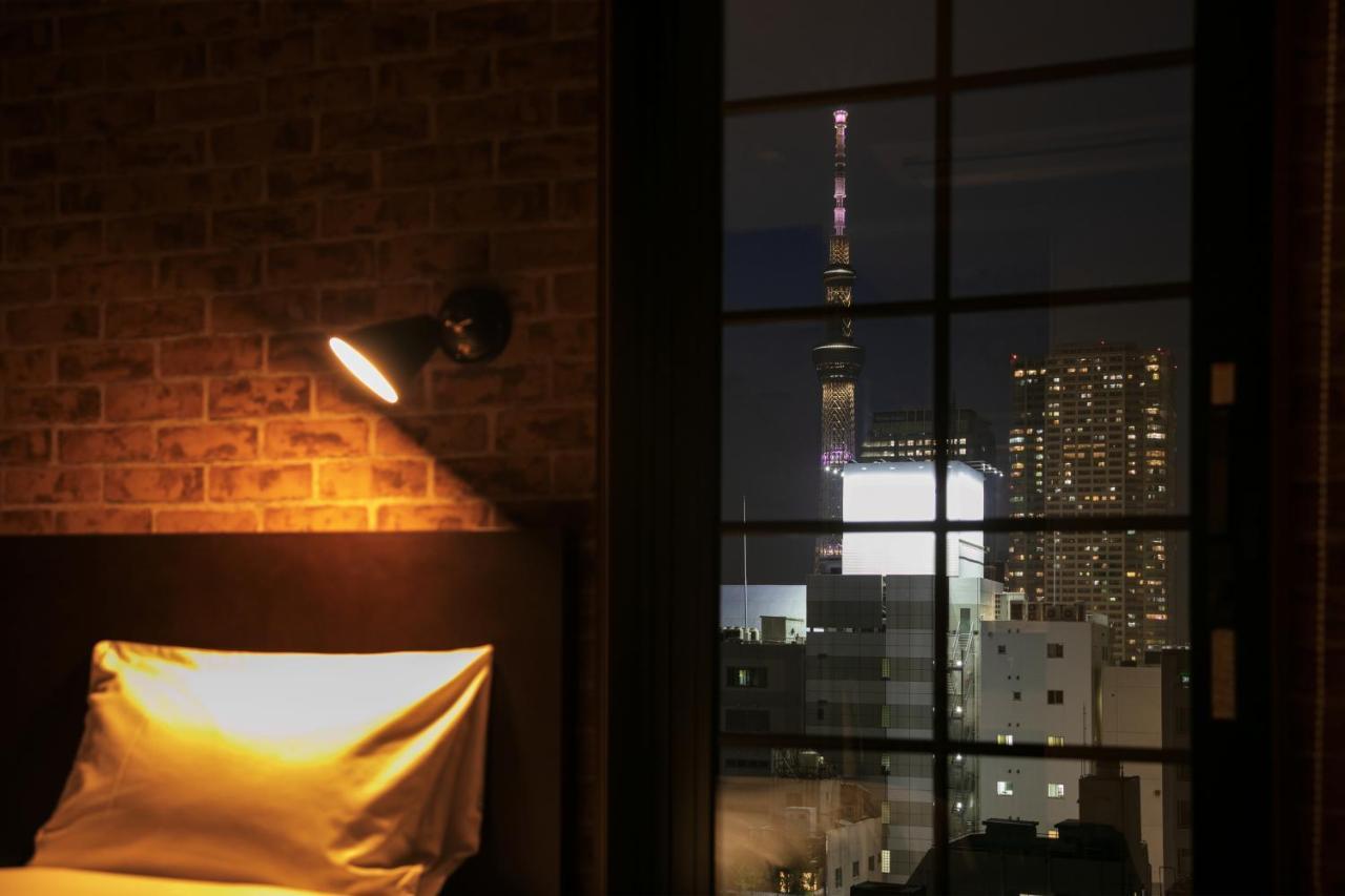Twin Room with Sky Tree View
