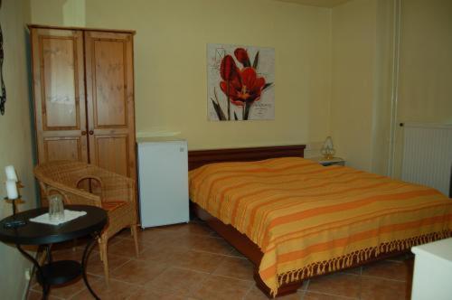 Single Room,153707497:JPEG