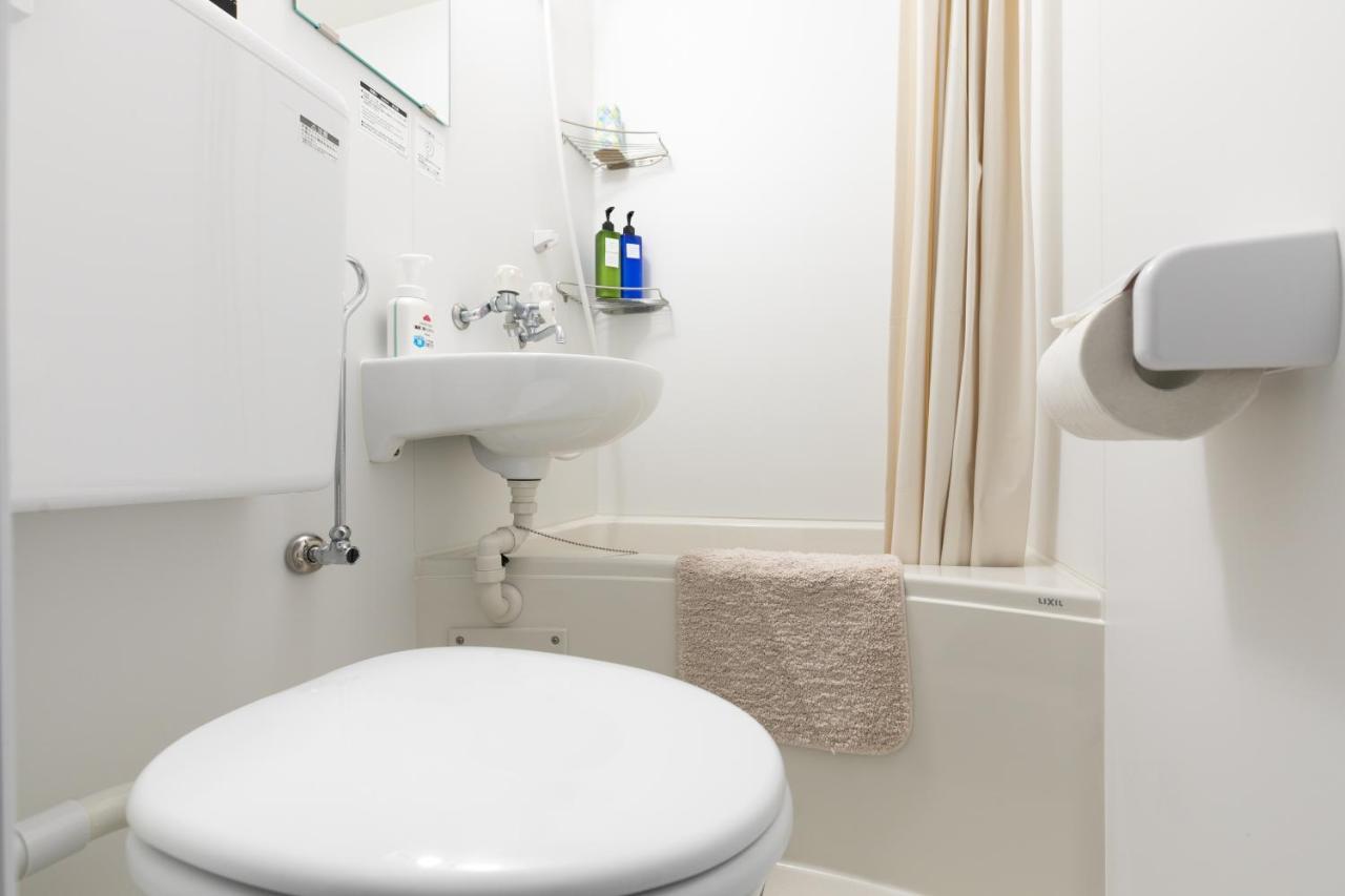 Triple Room with Bath tab #601