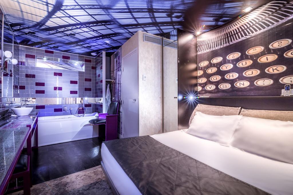 Balneo Double Room with Chromotherapy Bath
