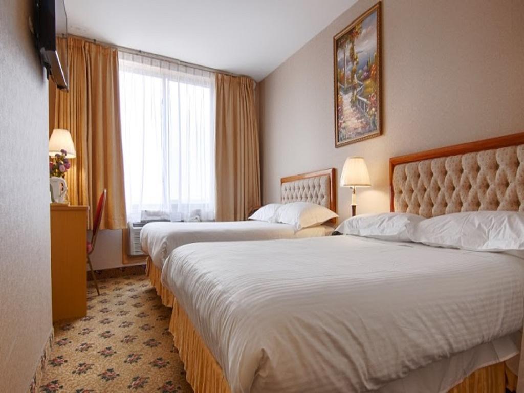 Queen Room with Two Queen Beds