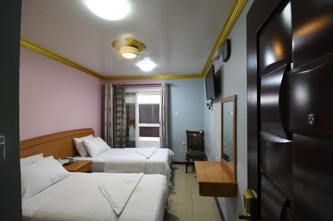 Twin Room,1264426600:JPEG