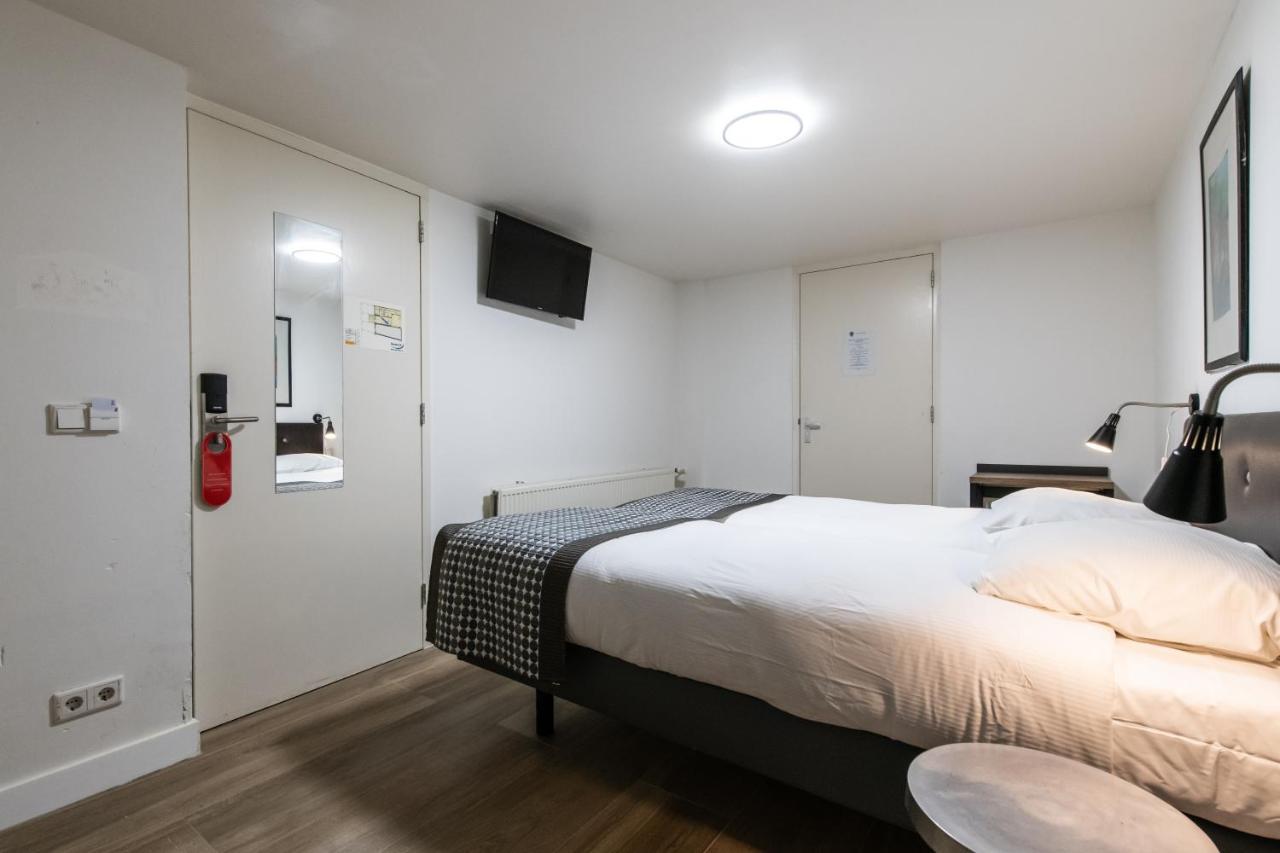 Høj kælder med 2 enkeltsenge