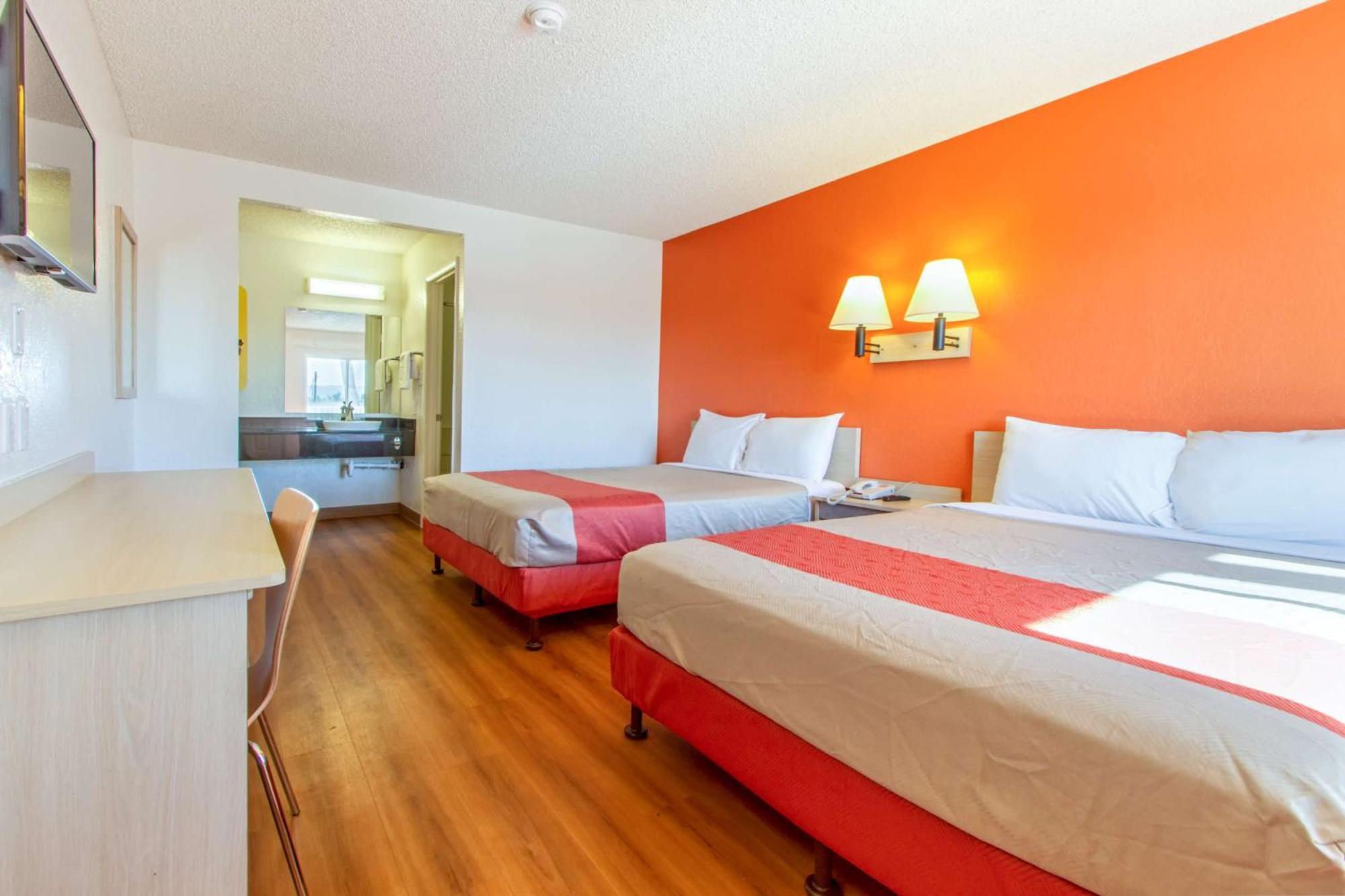 Queen Room with Two Queen Beds - Disability Access