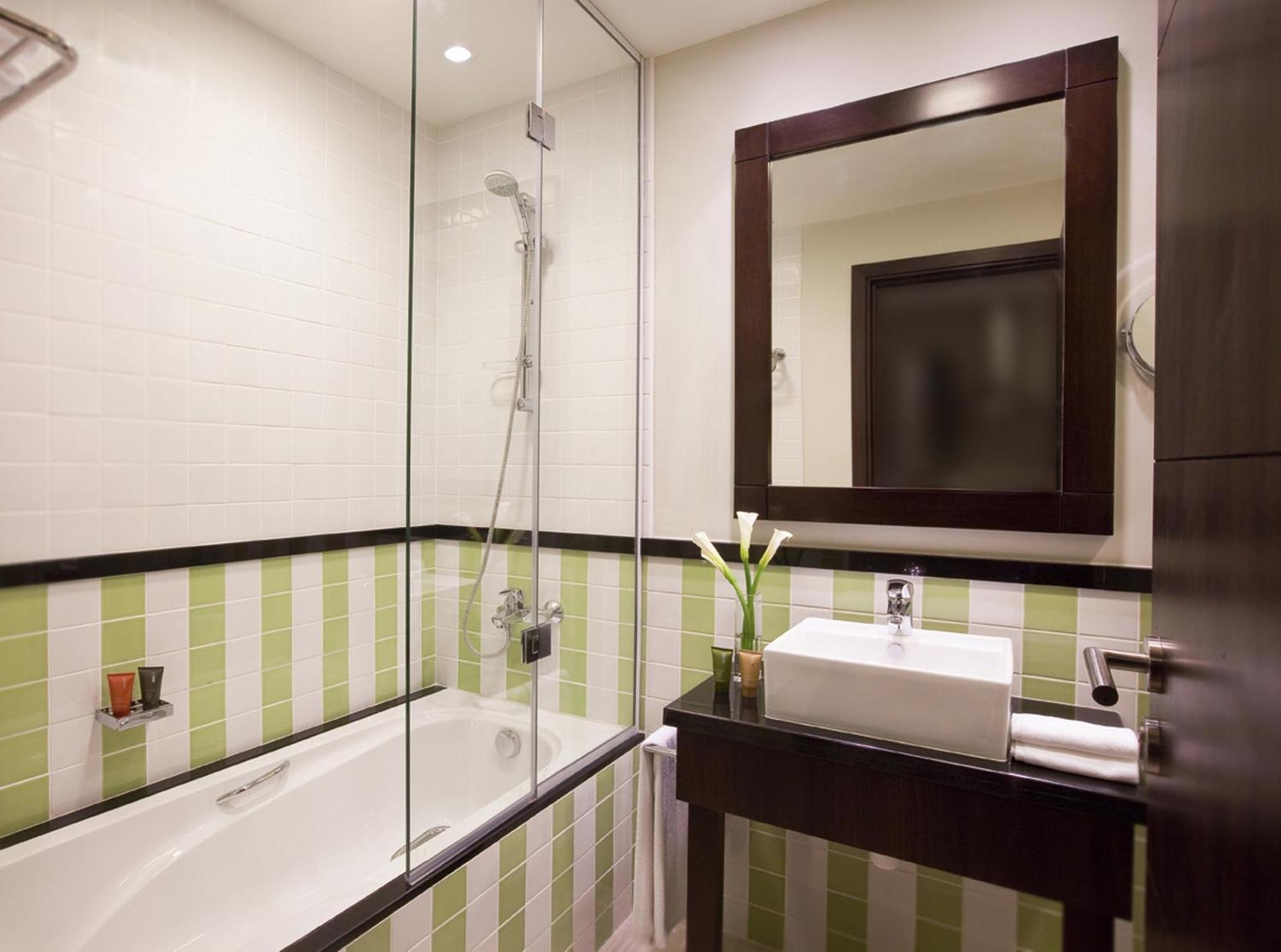 Two-Bedroom Apartment,1212407191:JPEG