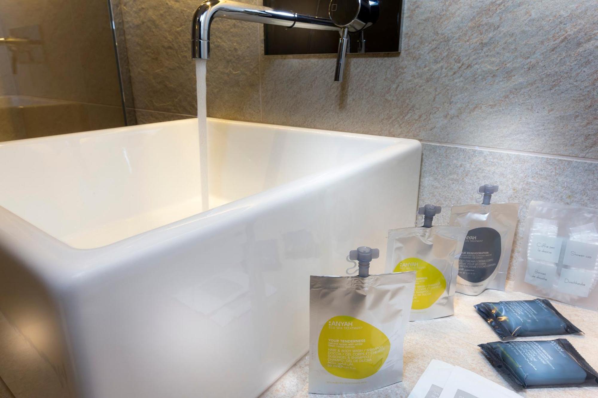 Double Room,1215038929:JPEG