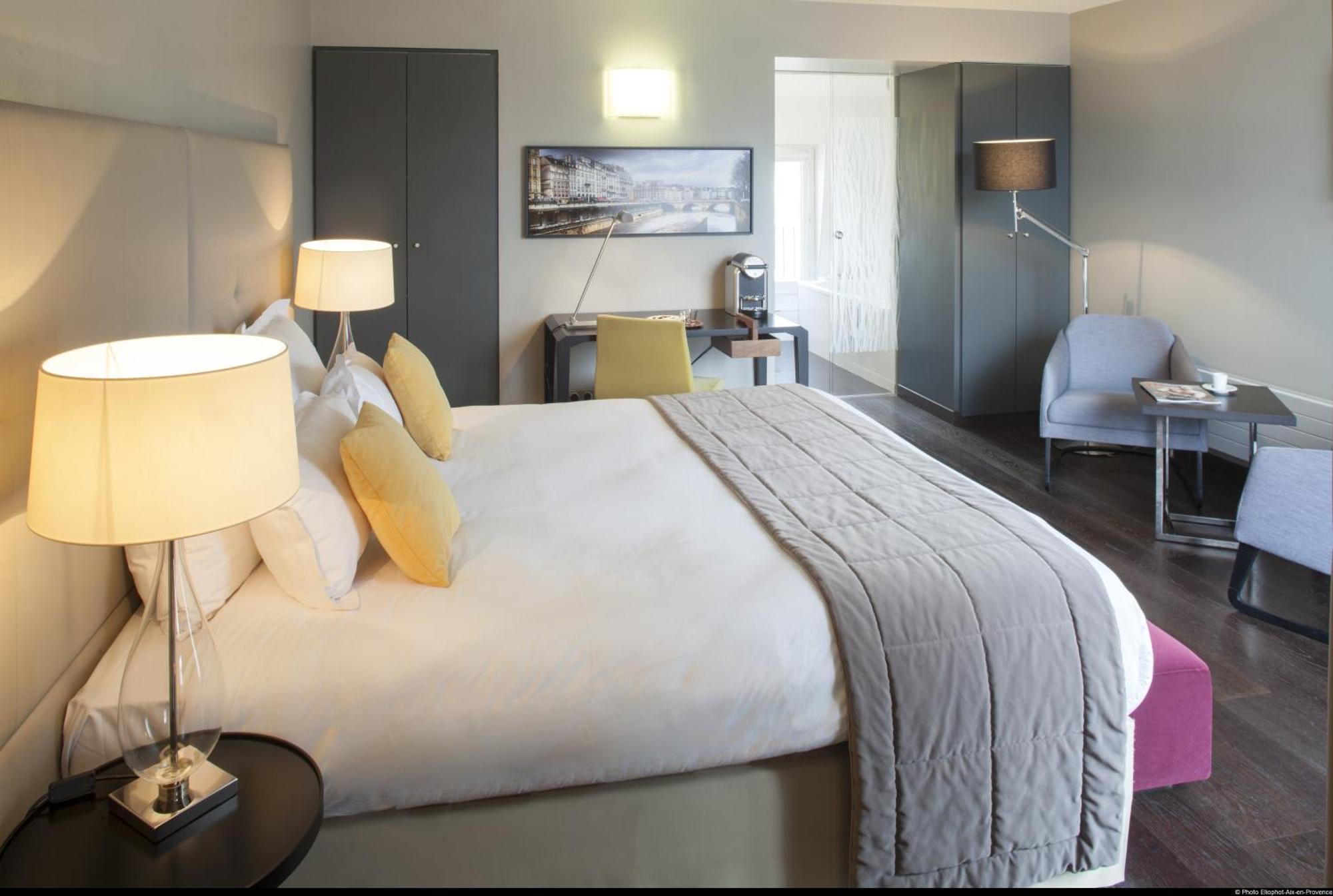 Superior Double or Twin Room Terrace