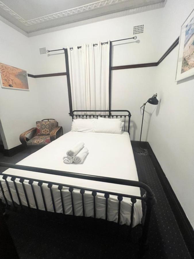 Triple Room,1271540875:JPEG