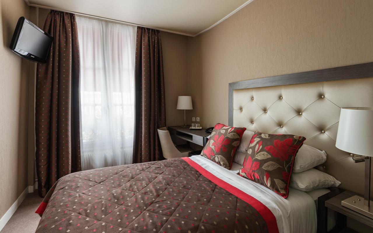 Triple Room with Bath