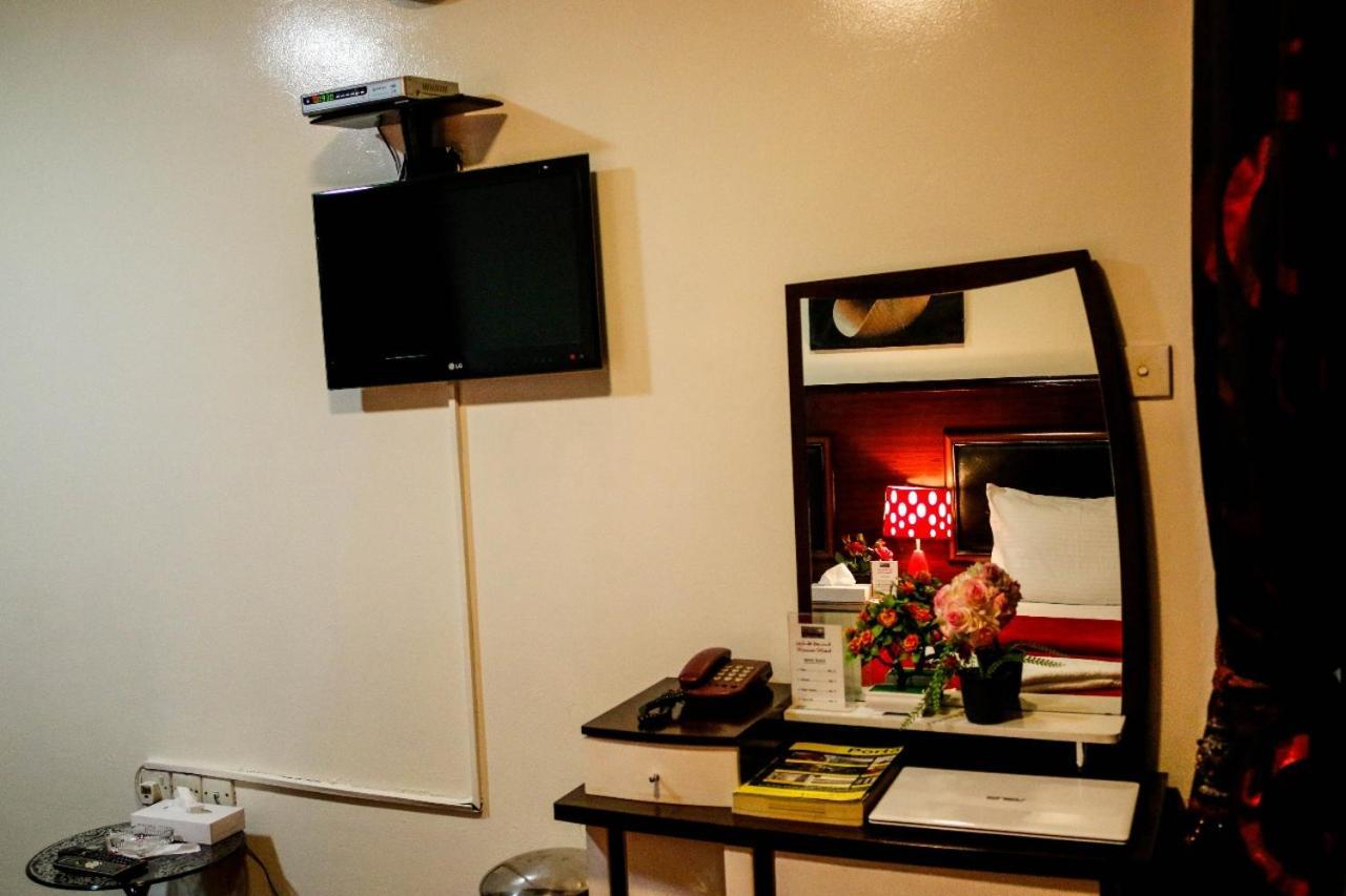 Deluxe Single Room