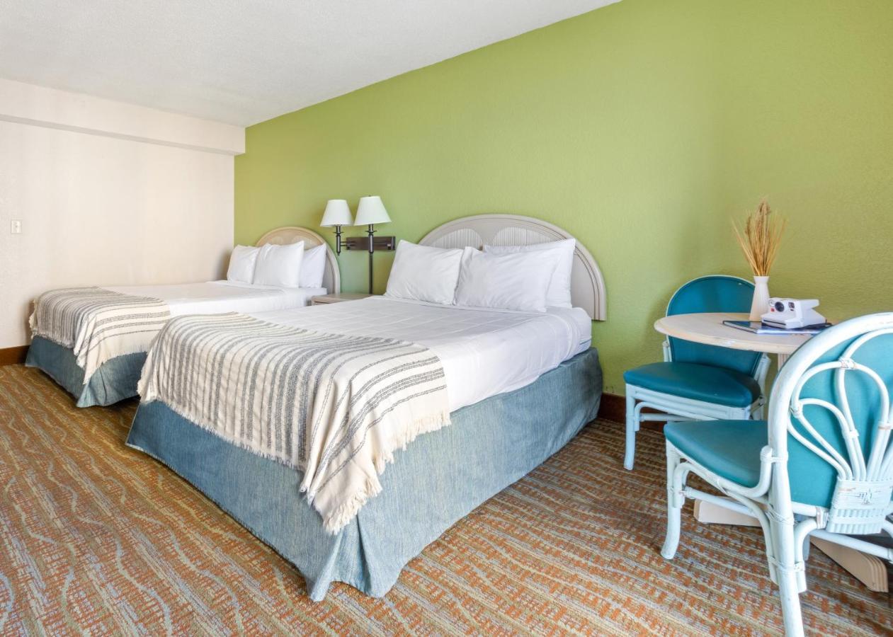 City View Two Queen Beds