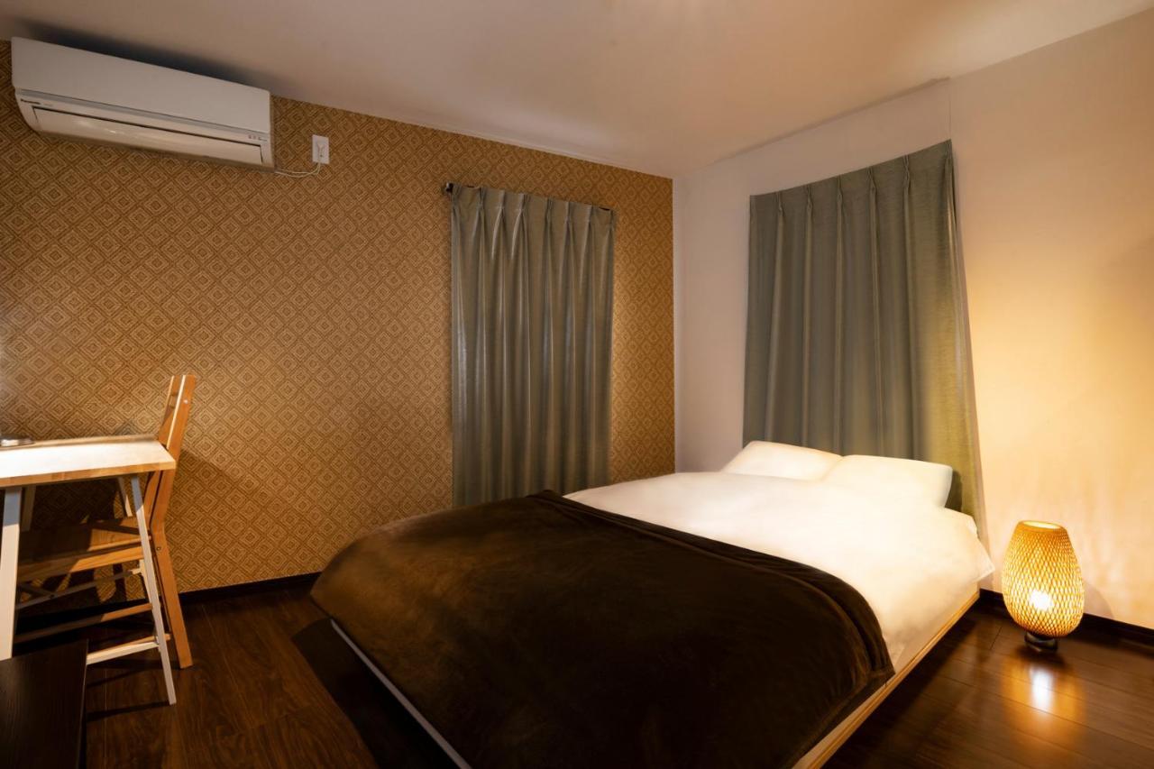 Economy Double Room,1313362867:JPEG