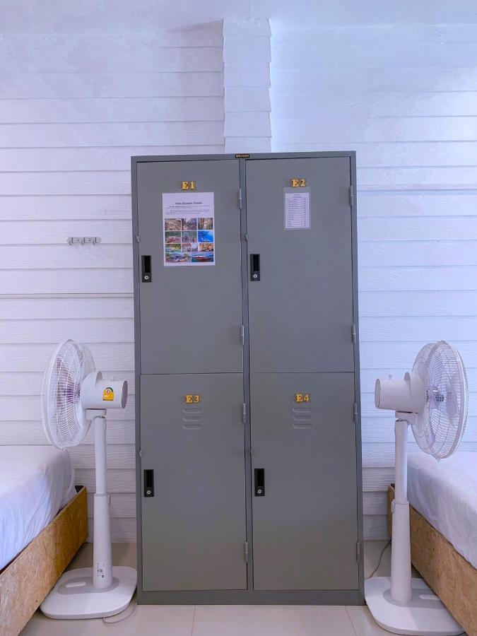 Bed in 4-Bed Female Dormitory Room,1498967752:JPEG