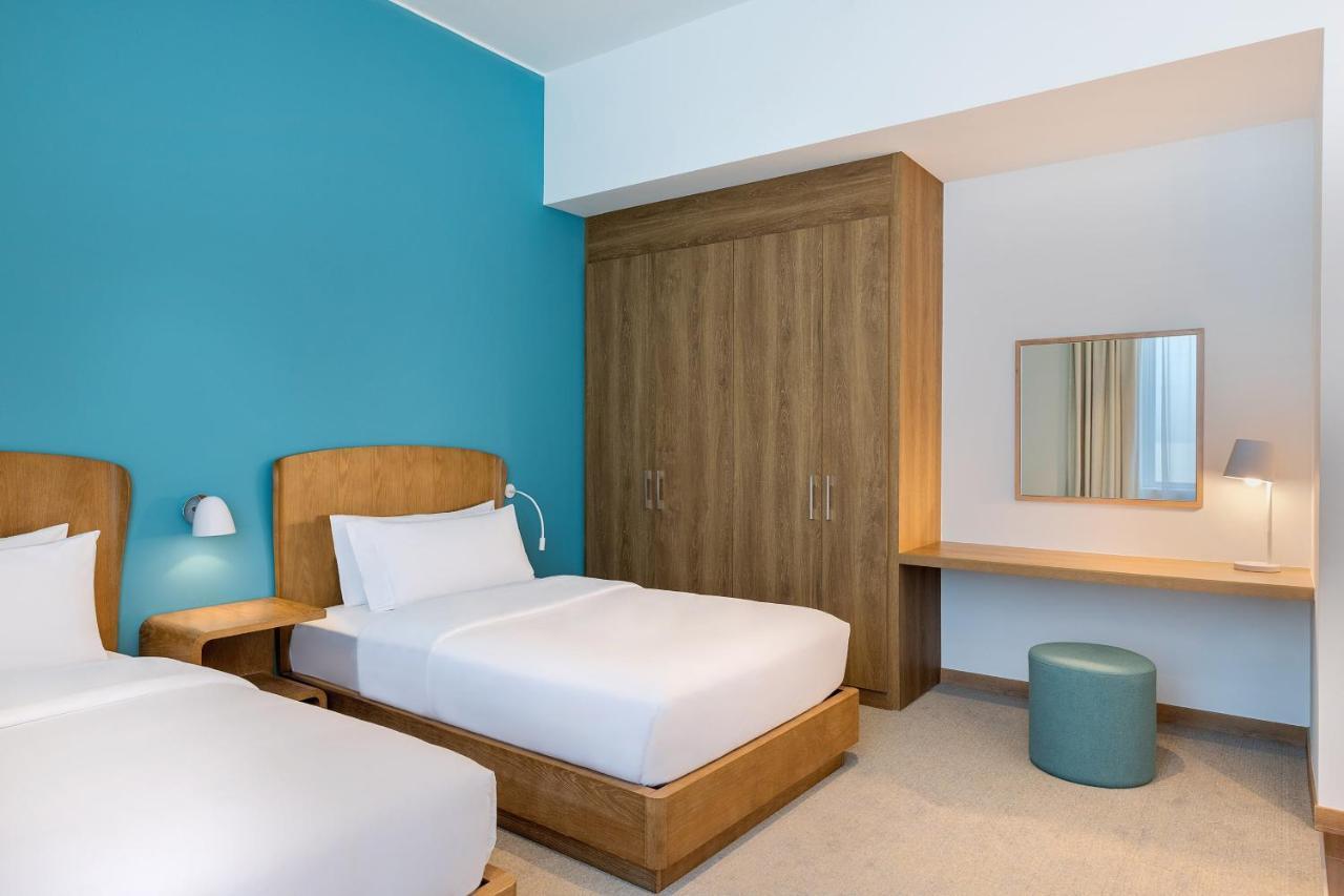 Studio 2 Single Beds - Complimentary Transfer to Dubai Mall / Burj Khalifa, Burjuman & Kite Beach,1633088678:JPEG