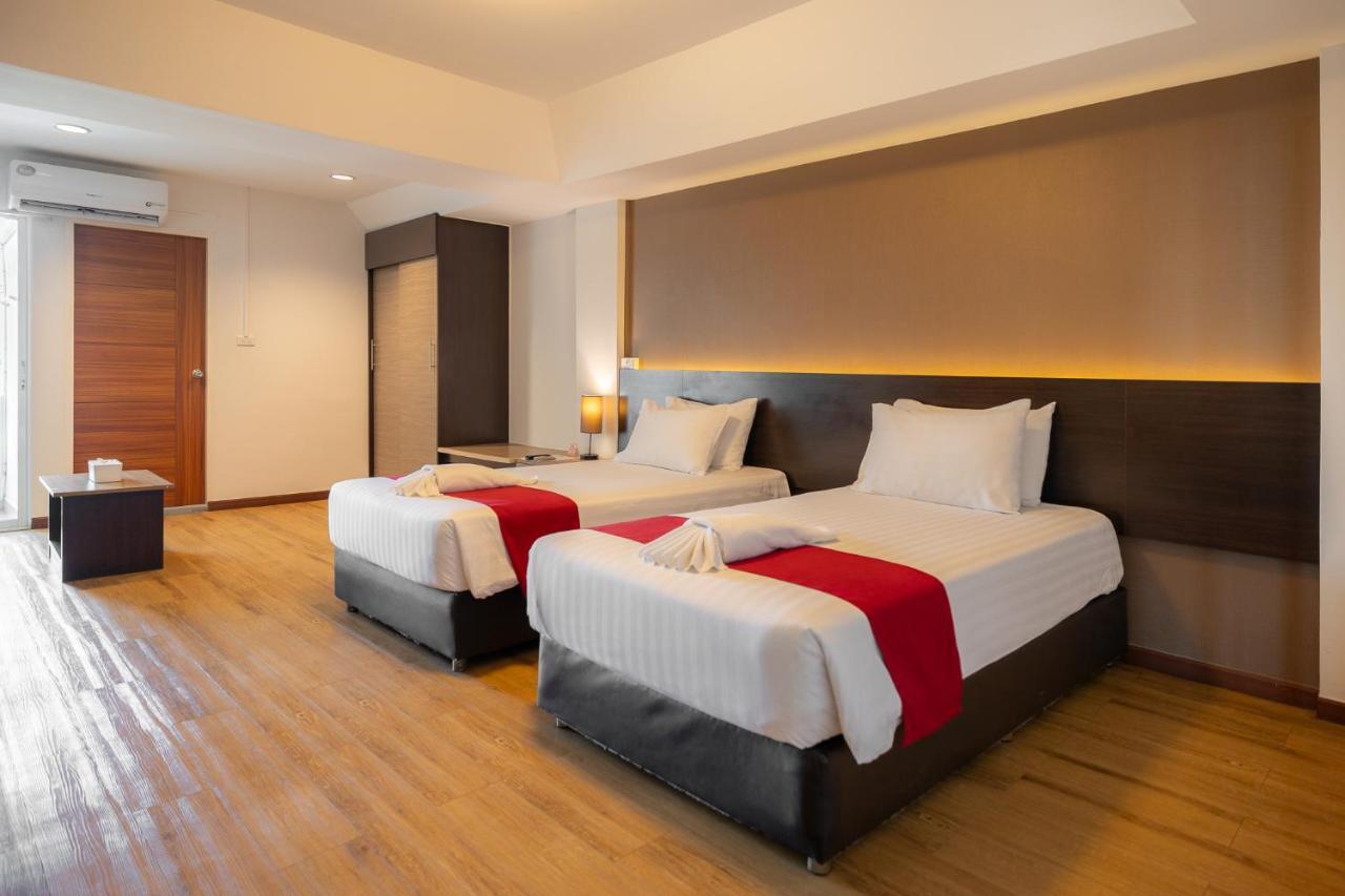 Superior Twin Room - Round trip transfer Suvarnabhumi Airport