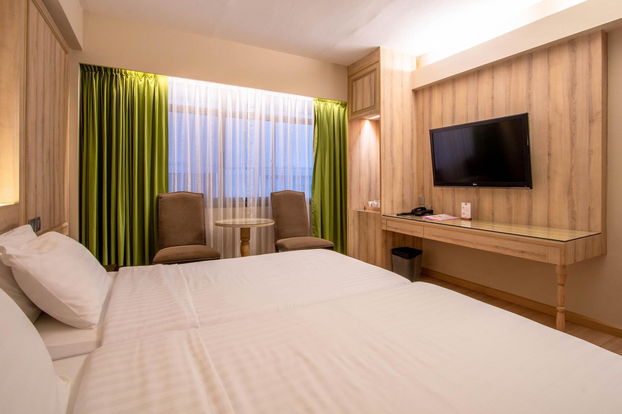 Premier Twin Room,1433025562:JPEG