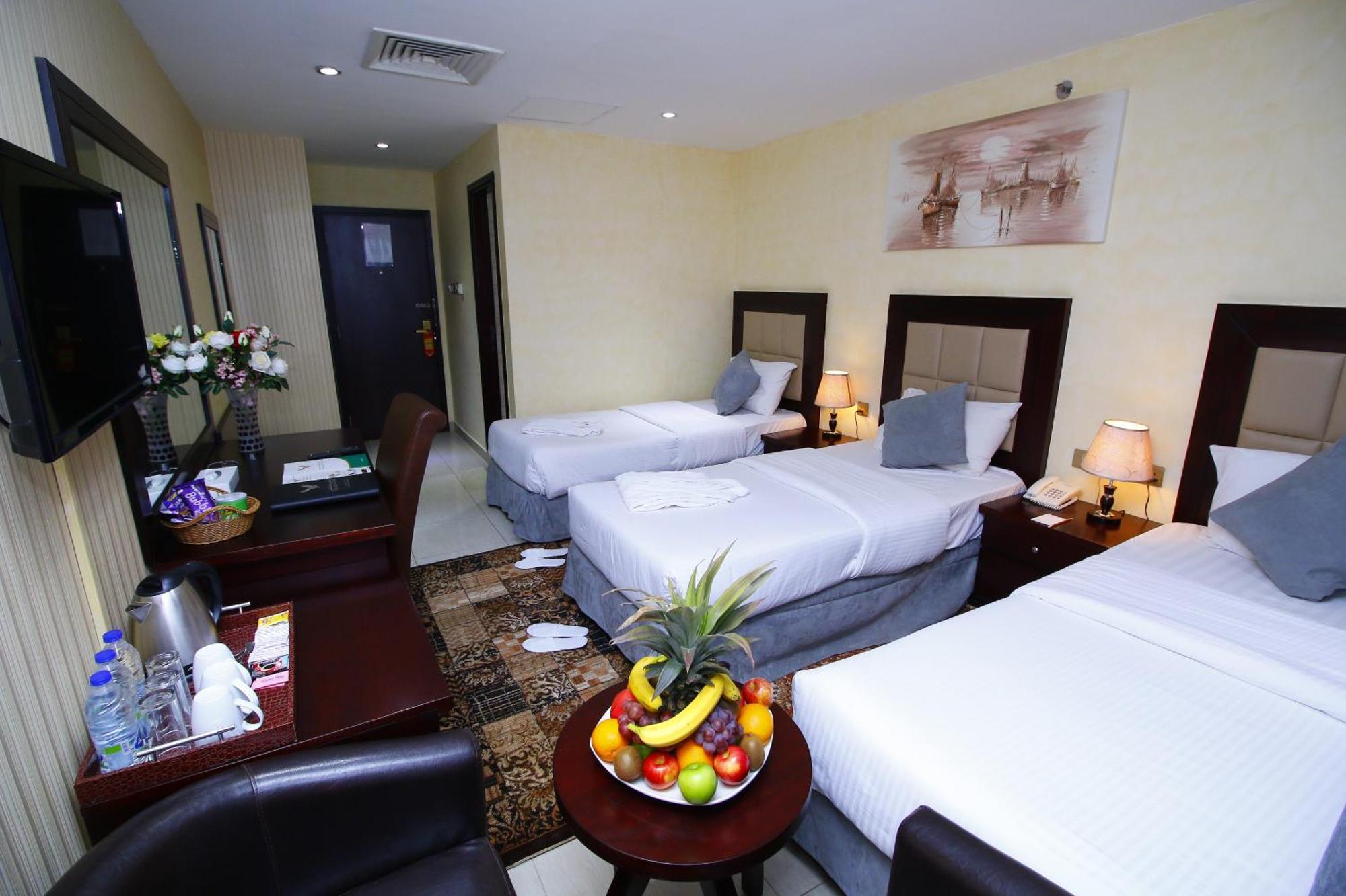 Triple Room,1435809808:JPEG