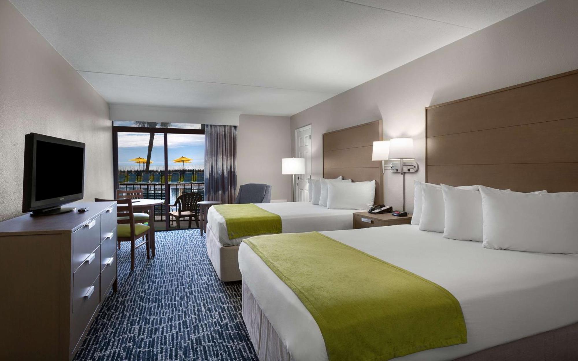 Queen Room with Two Queen Beds and Balcony - Pool View/Non-Smoking