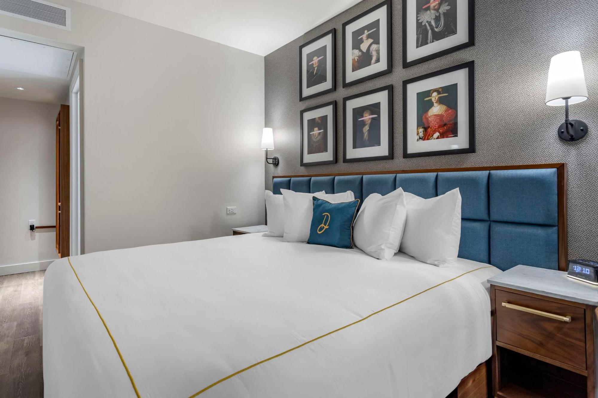 King Room