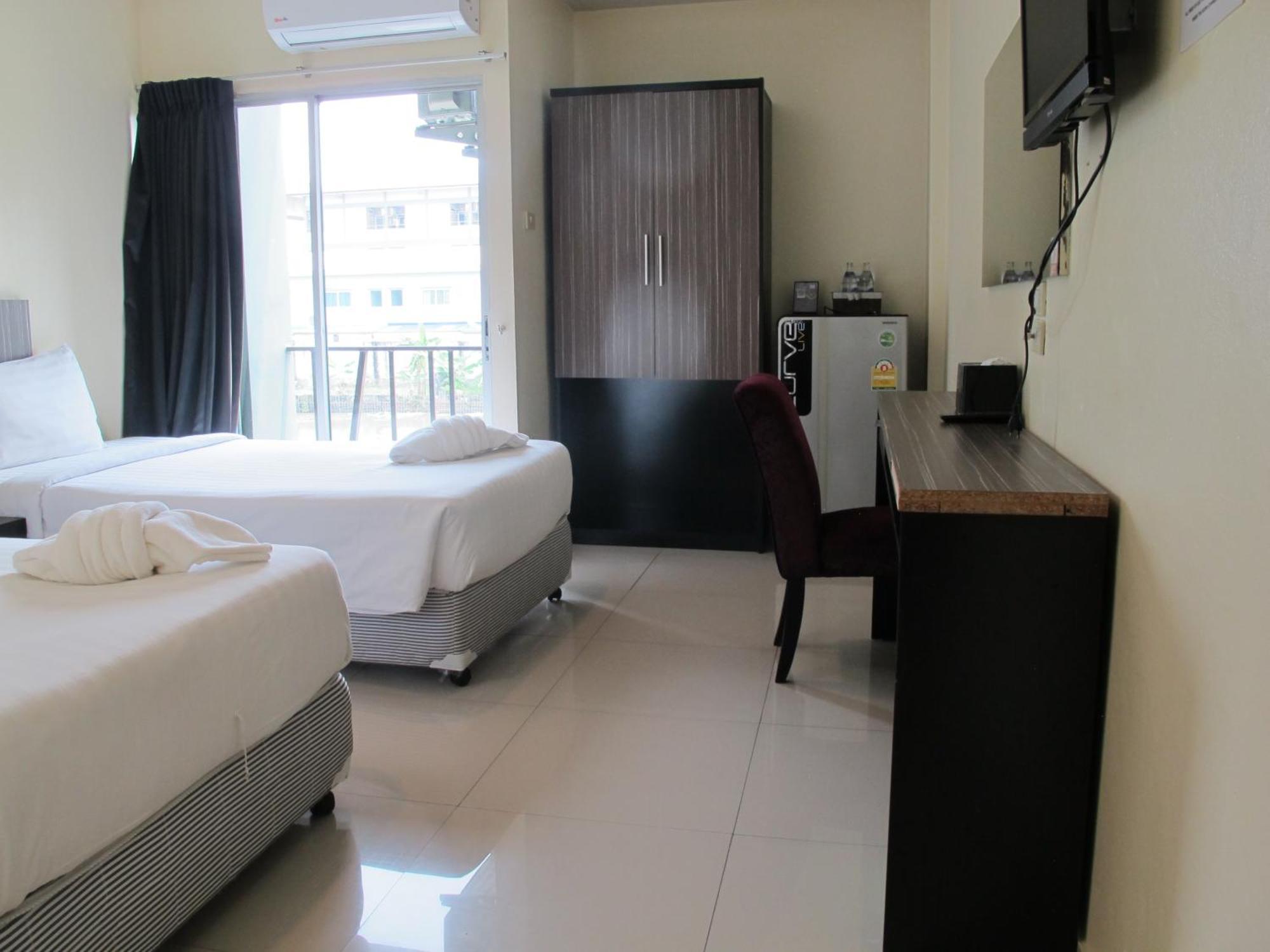 Standard Twin Room,1543606996:JPEG