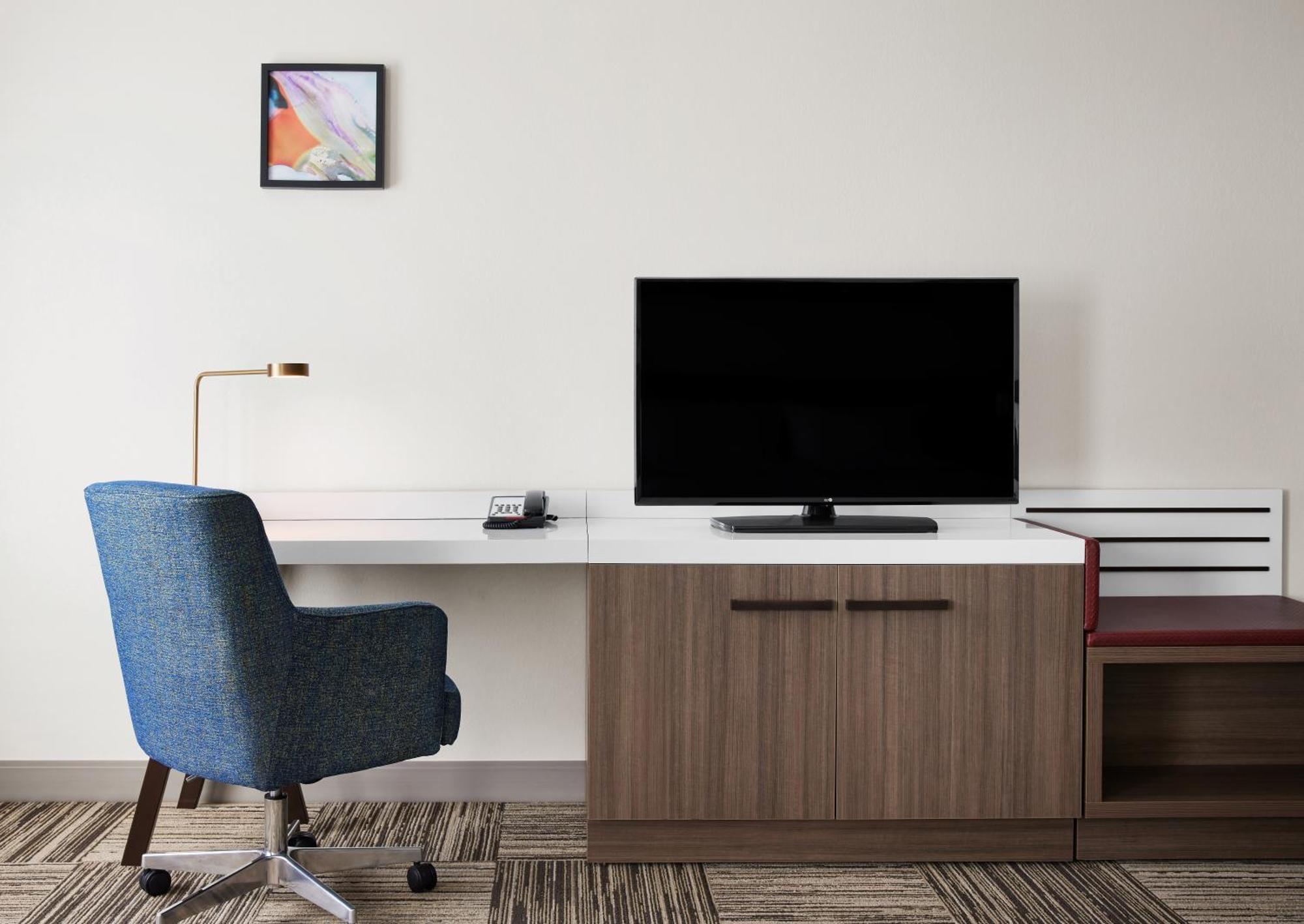 One-Bedroom King Suite