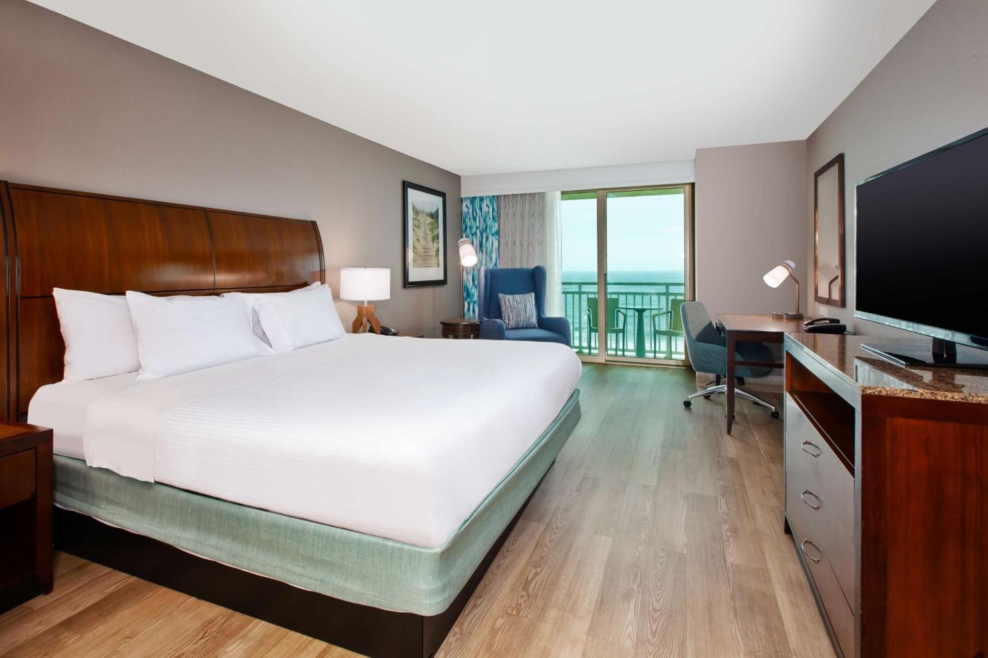 Premium King Room - Oceanfront