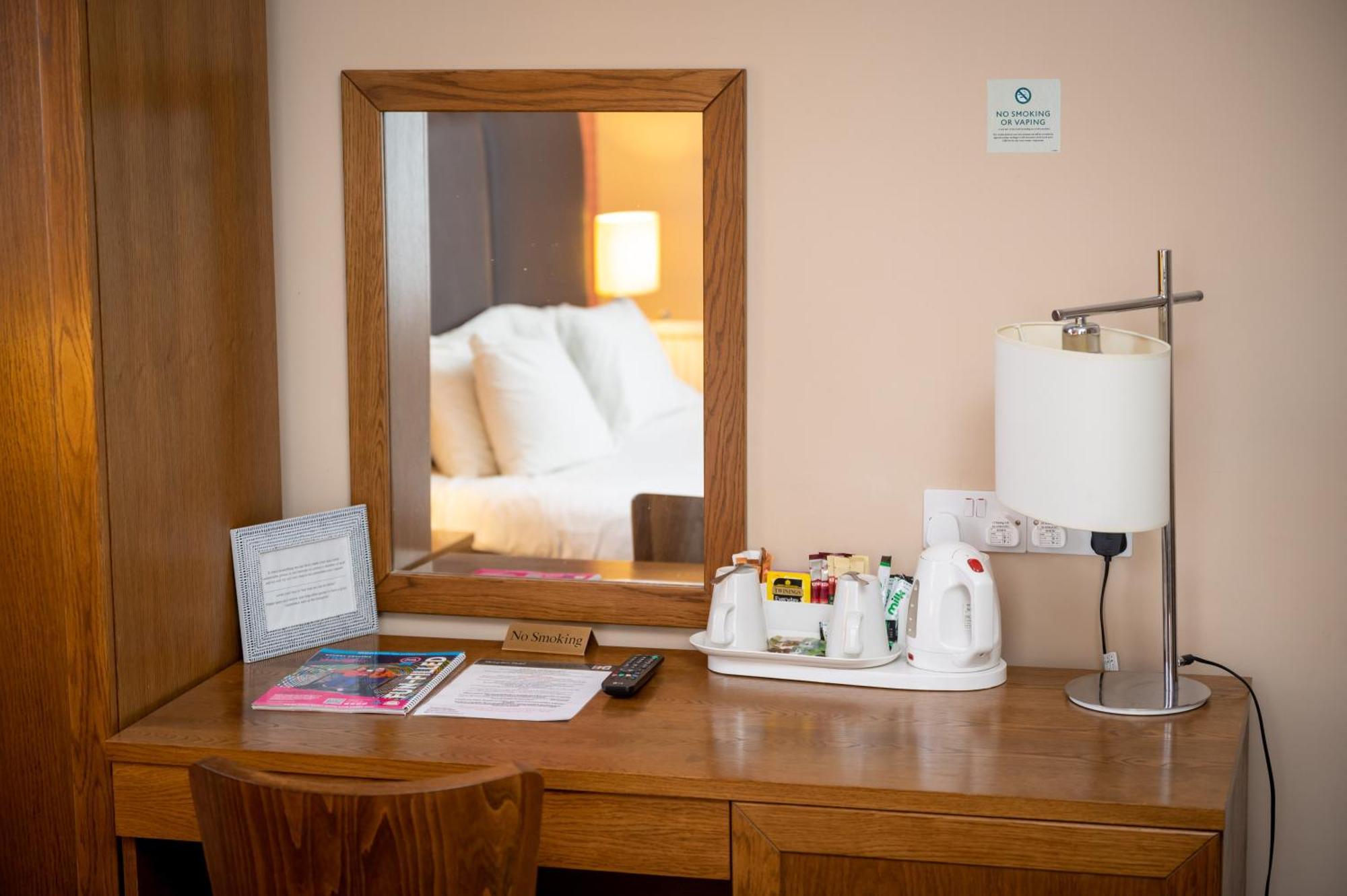 Deluxe Double or Twin Room,1552210687:JPEG