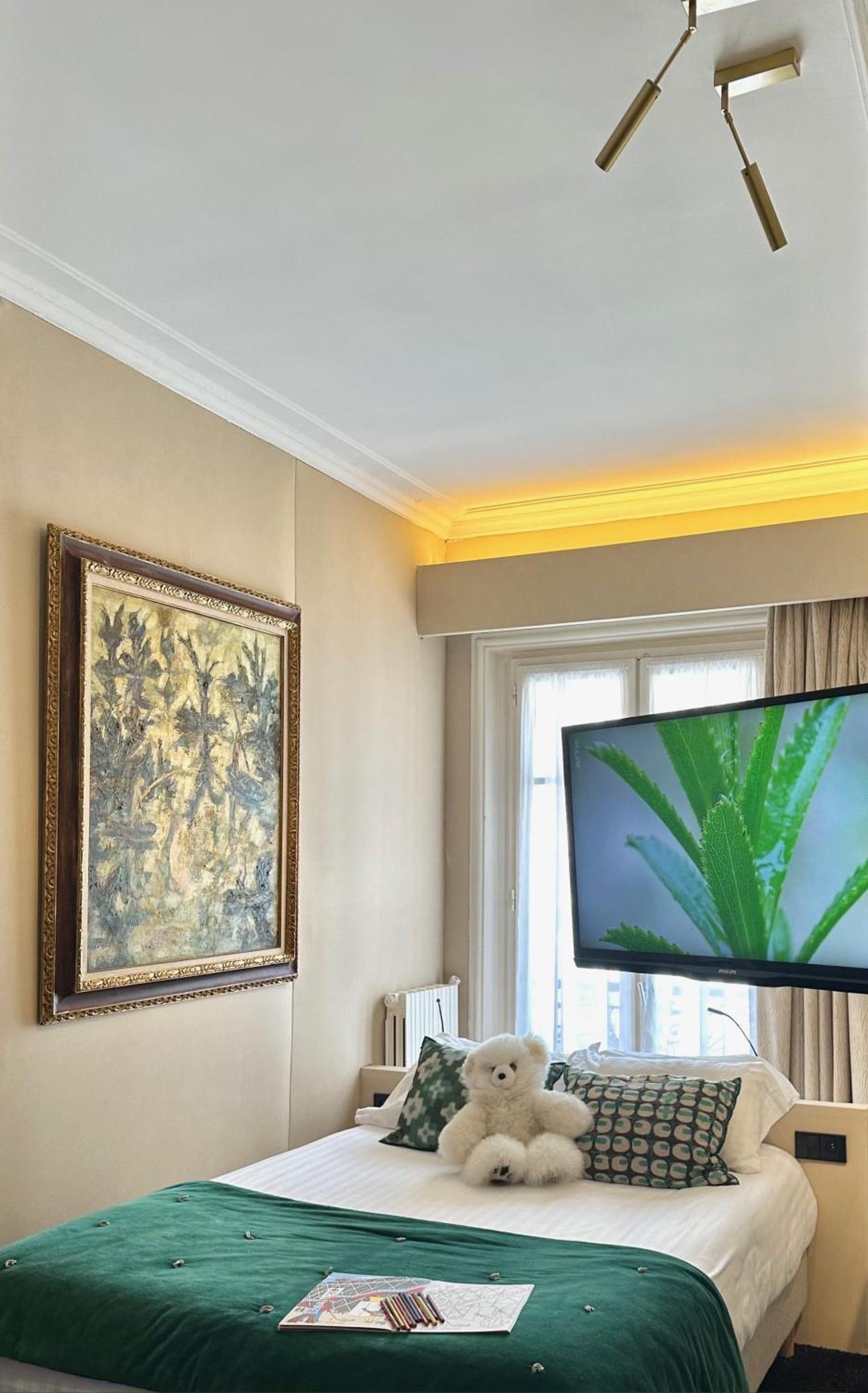 Deluxe Family Suite