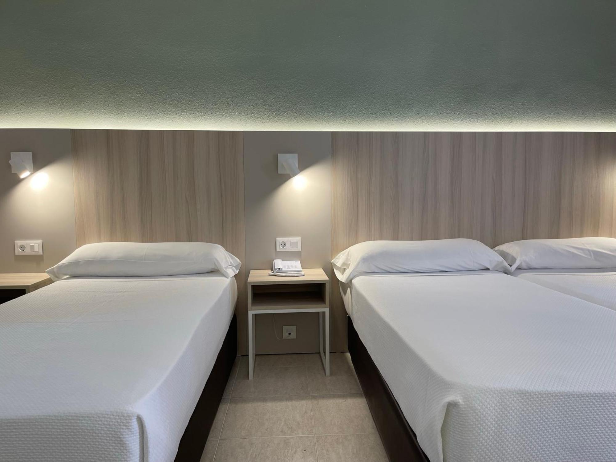 Double Room (2 Adults + 1 Child )