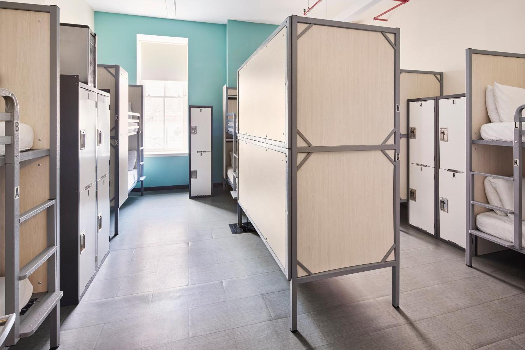 Bed Women's 12-Bed Dormitory