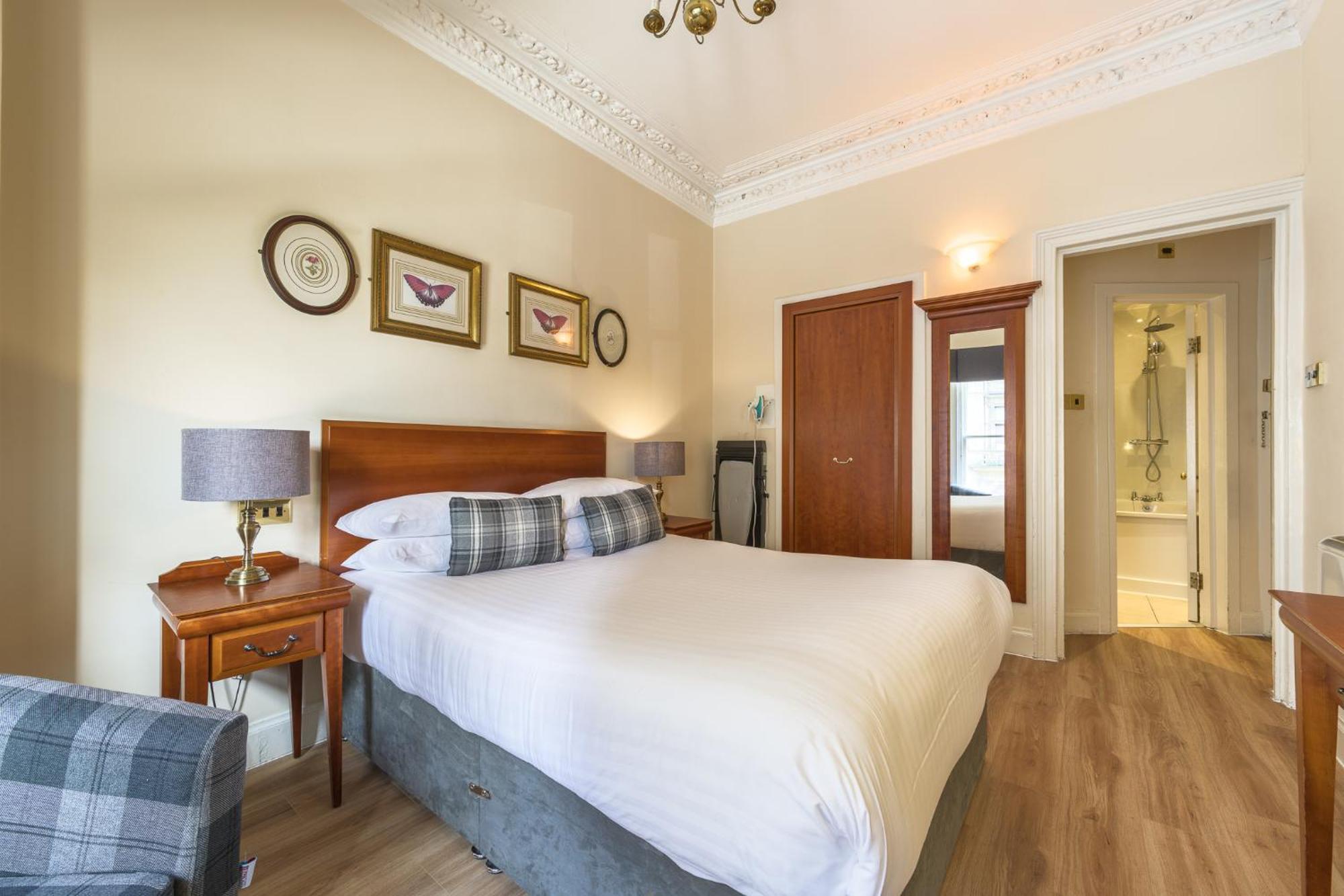 Standard Double Room,1587494320:JPEG