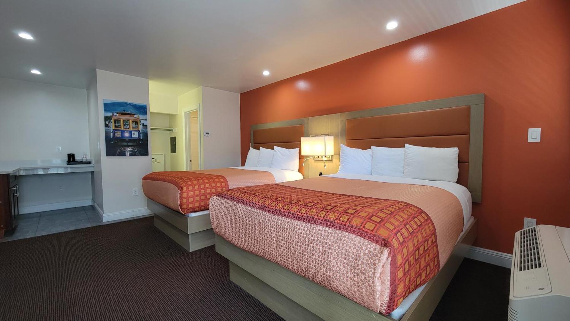 Premium Queen or Queen Room,1591486153:JPEG