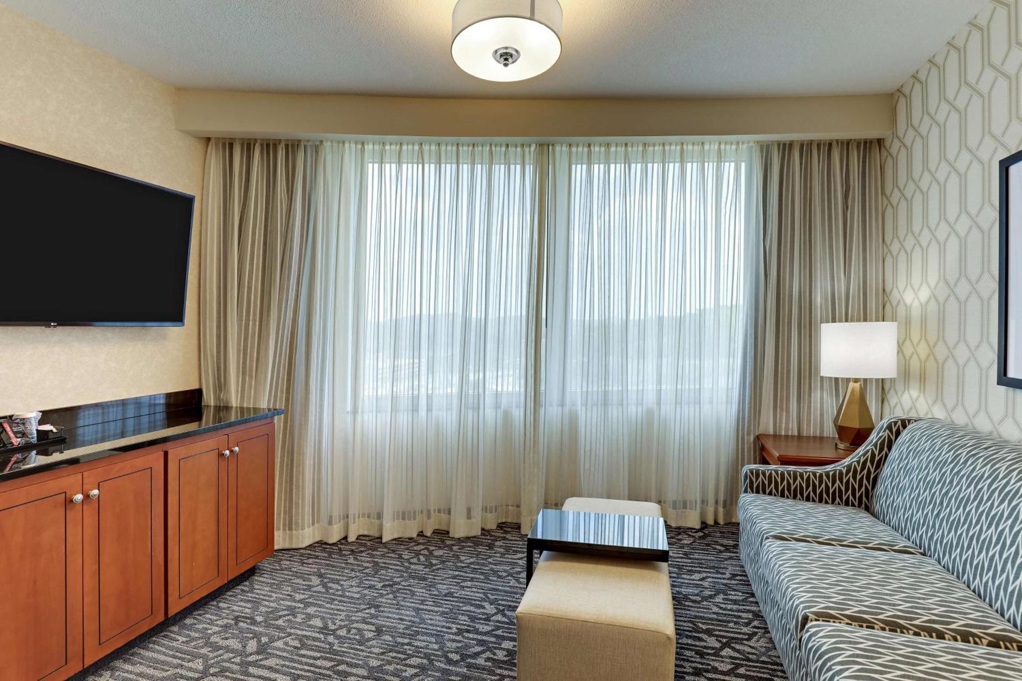Queen Suite with Sofa Bed