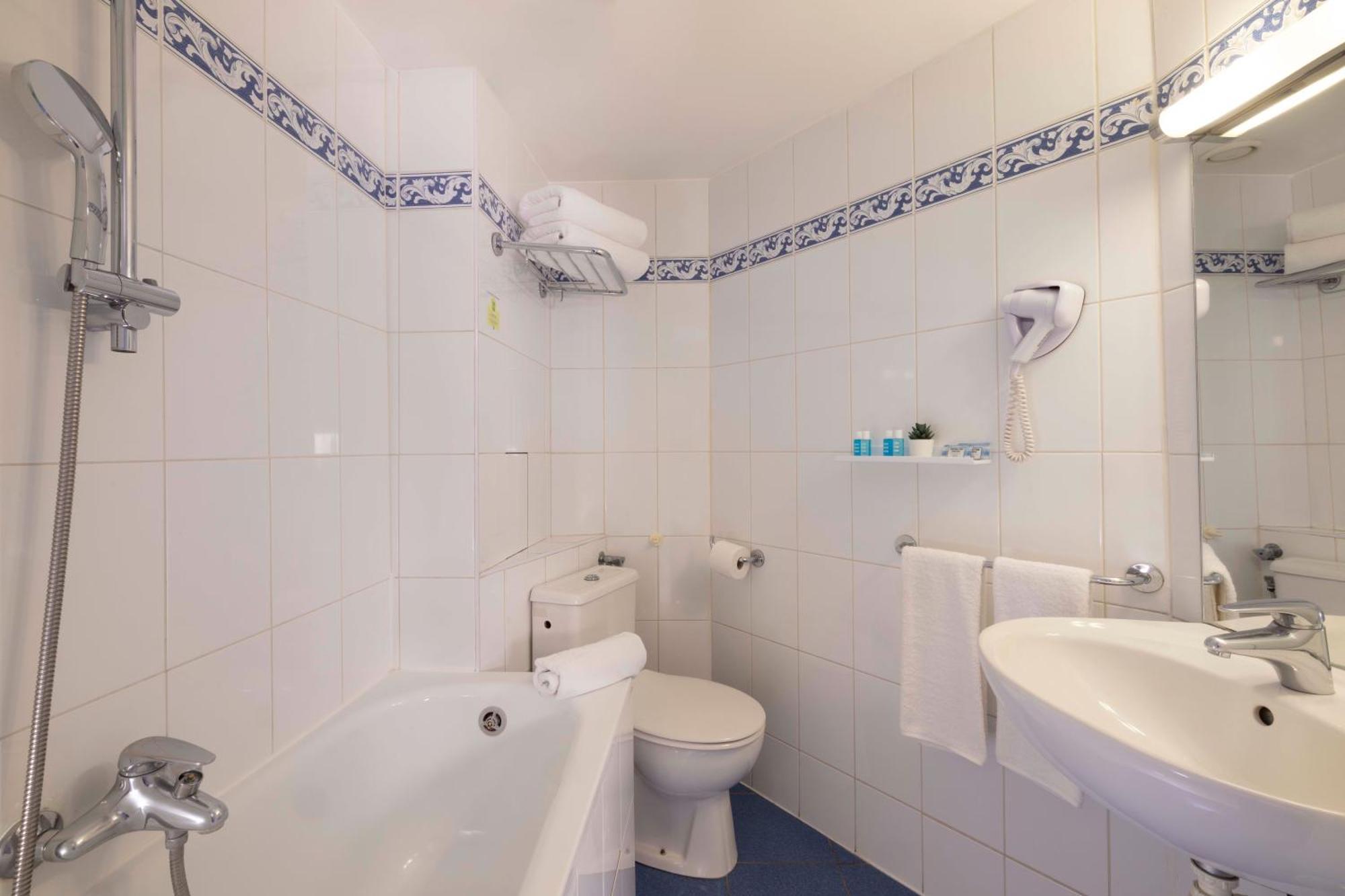 Budget Single Room
