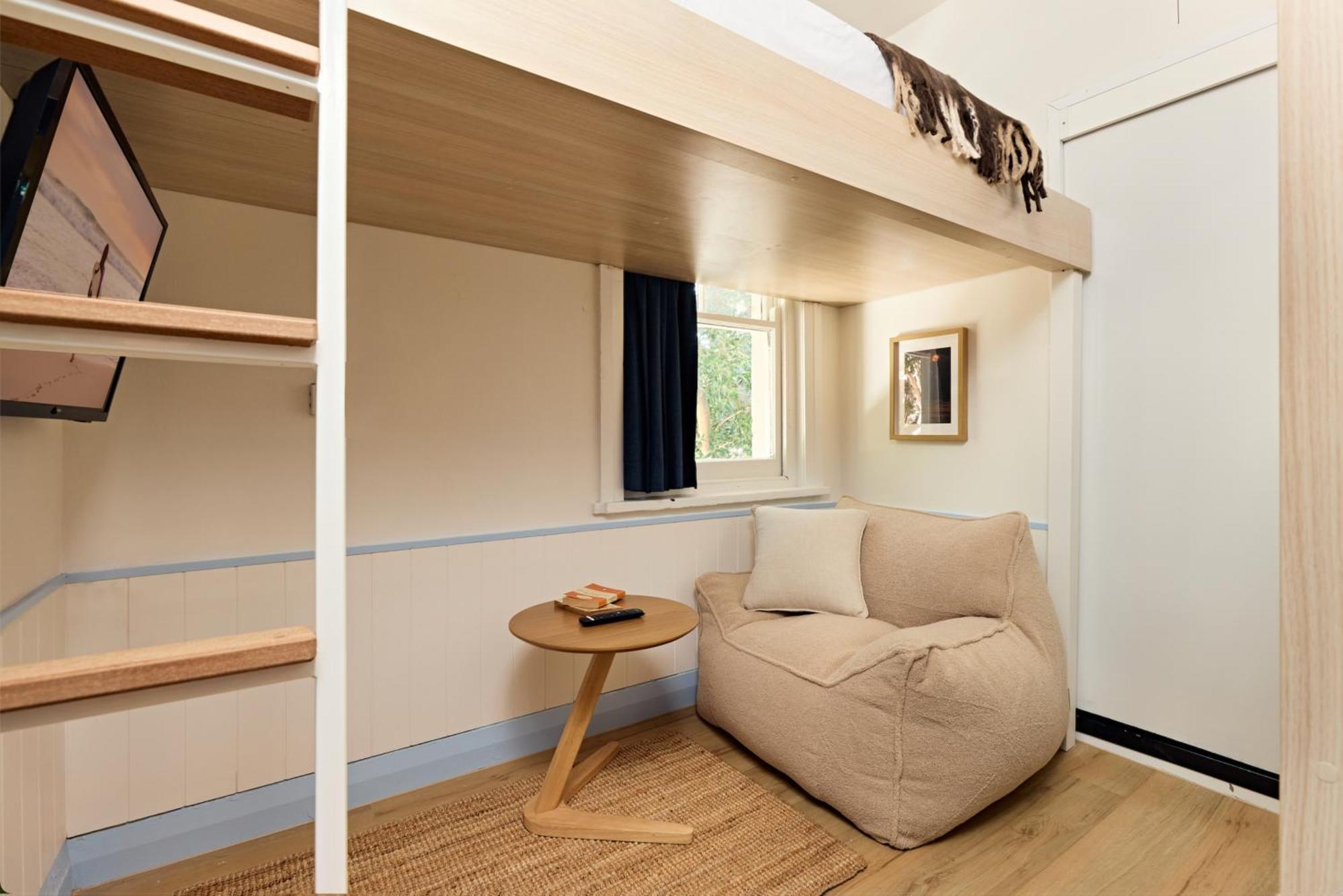 Private Single Ensuite Loft,1604771711:JPEG