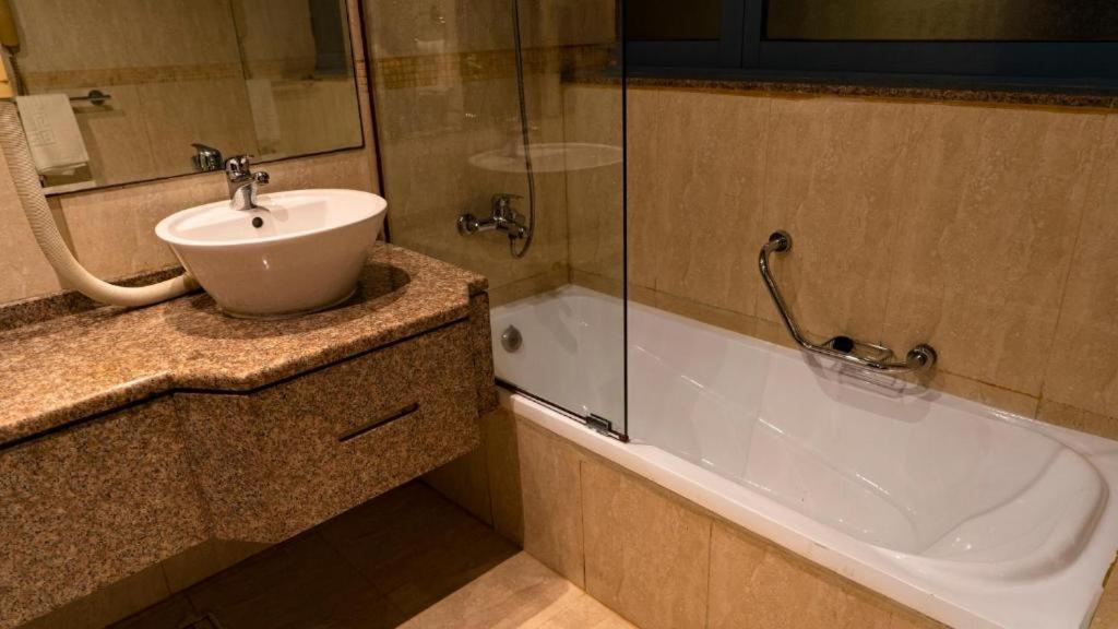 Deluxe King Room,1607767964:JPEG