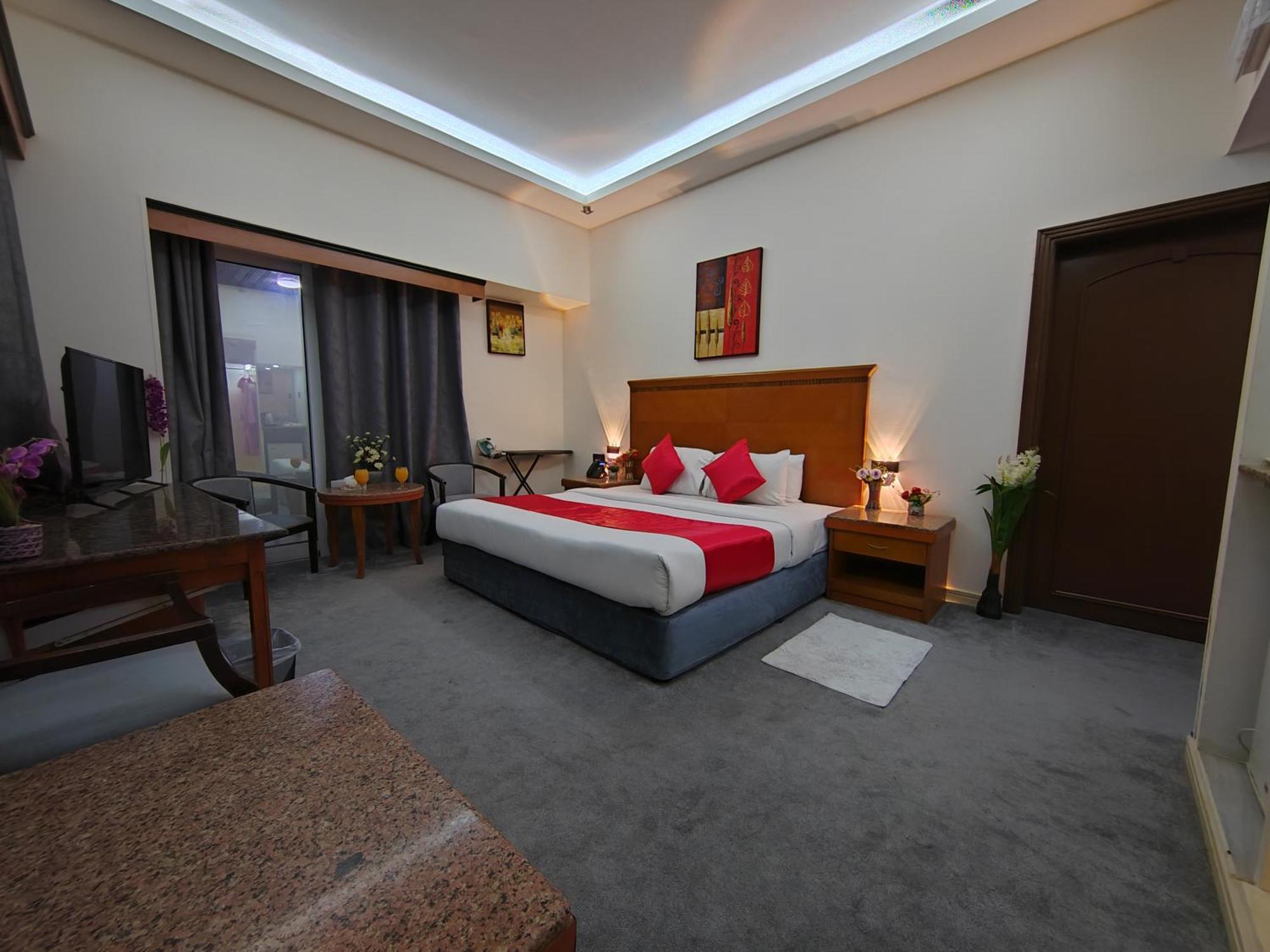 Deluxe Double or Twin Room