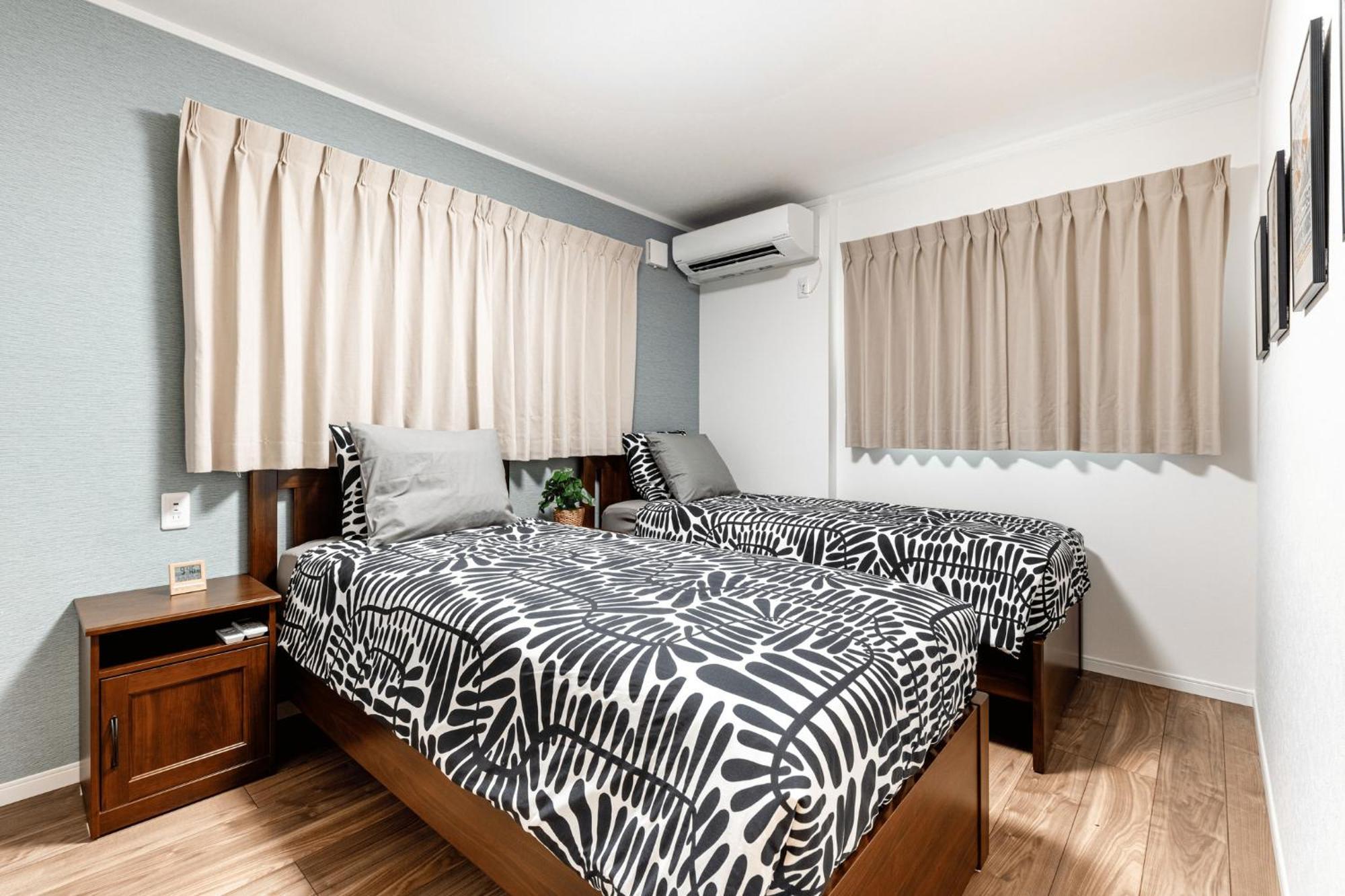 Twin Room with Private Bathroom