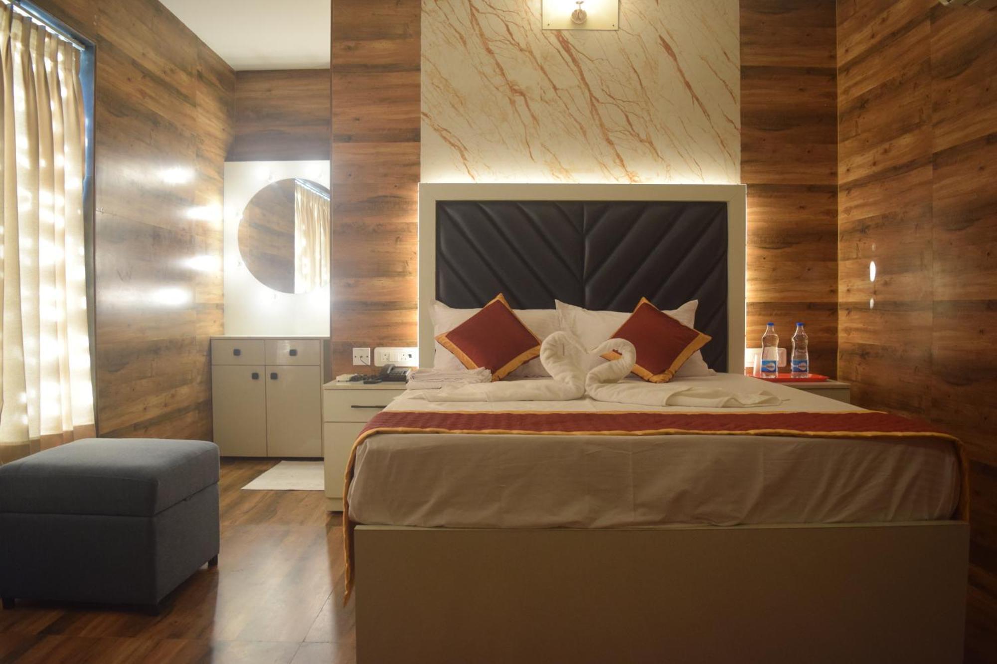 Superior Double Room,1616128525:JPEG