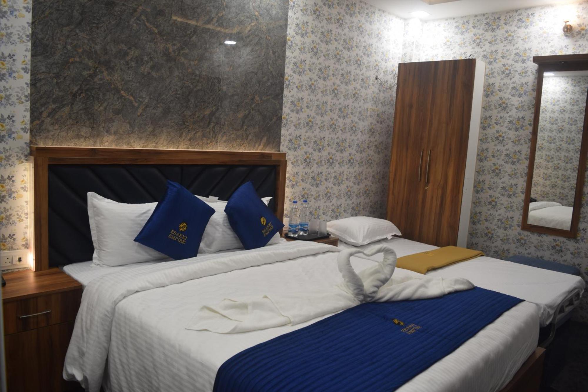 Family Room,1616128537:JPEG