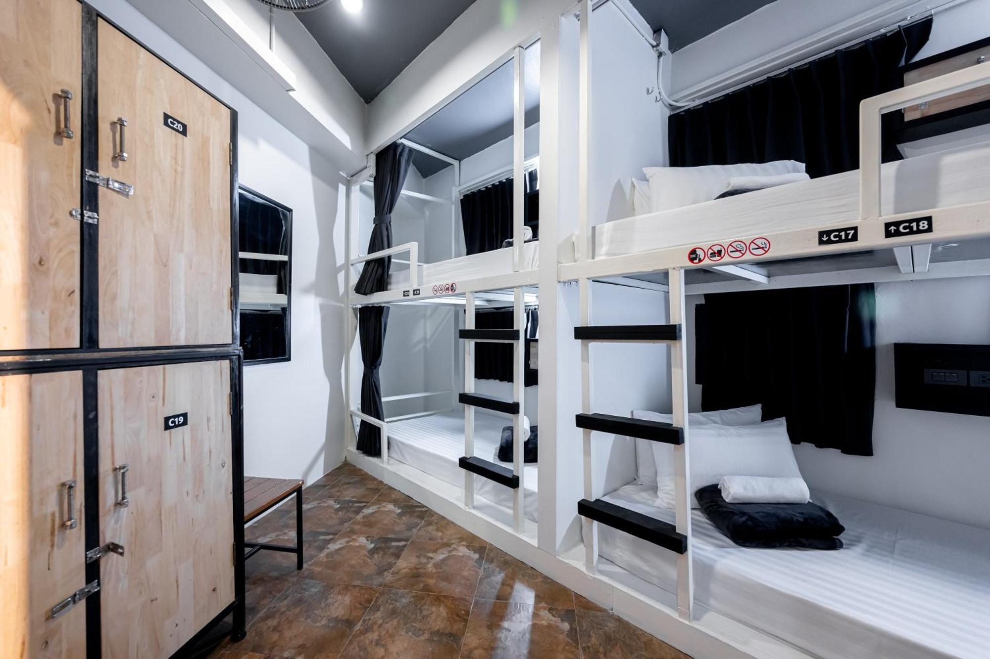Bed in 4-Bed Mixed Dormitory Room