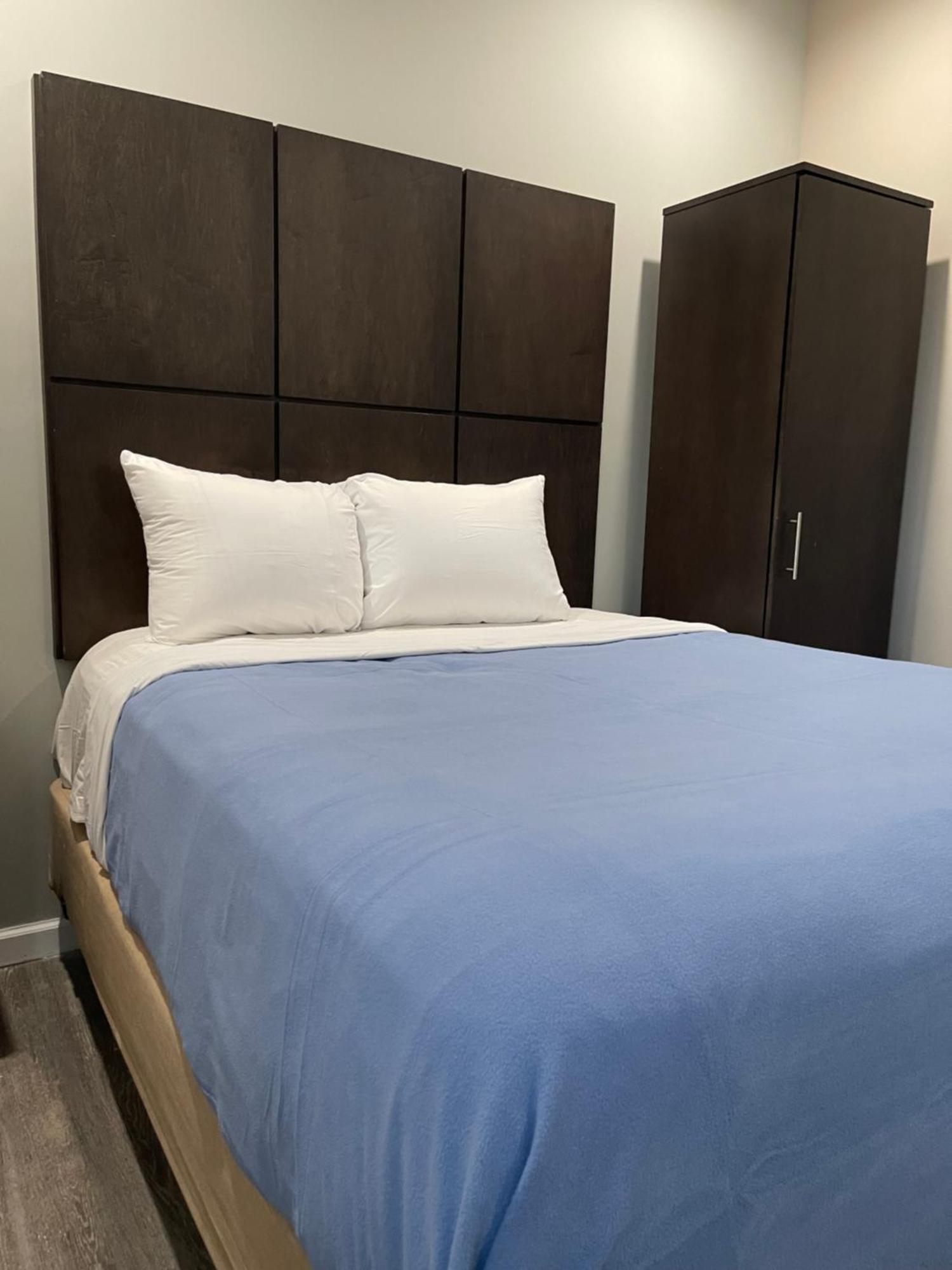 Deluxe Queen Room,1629767178:JPEG