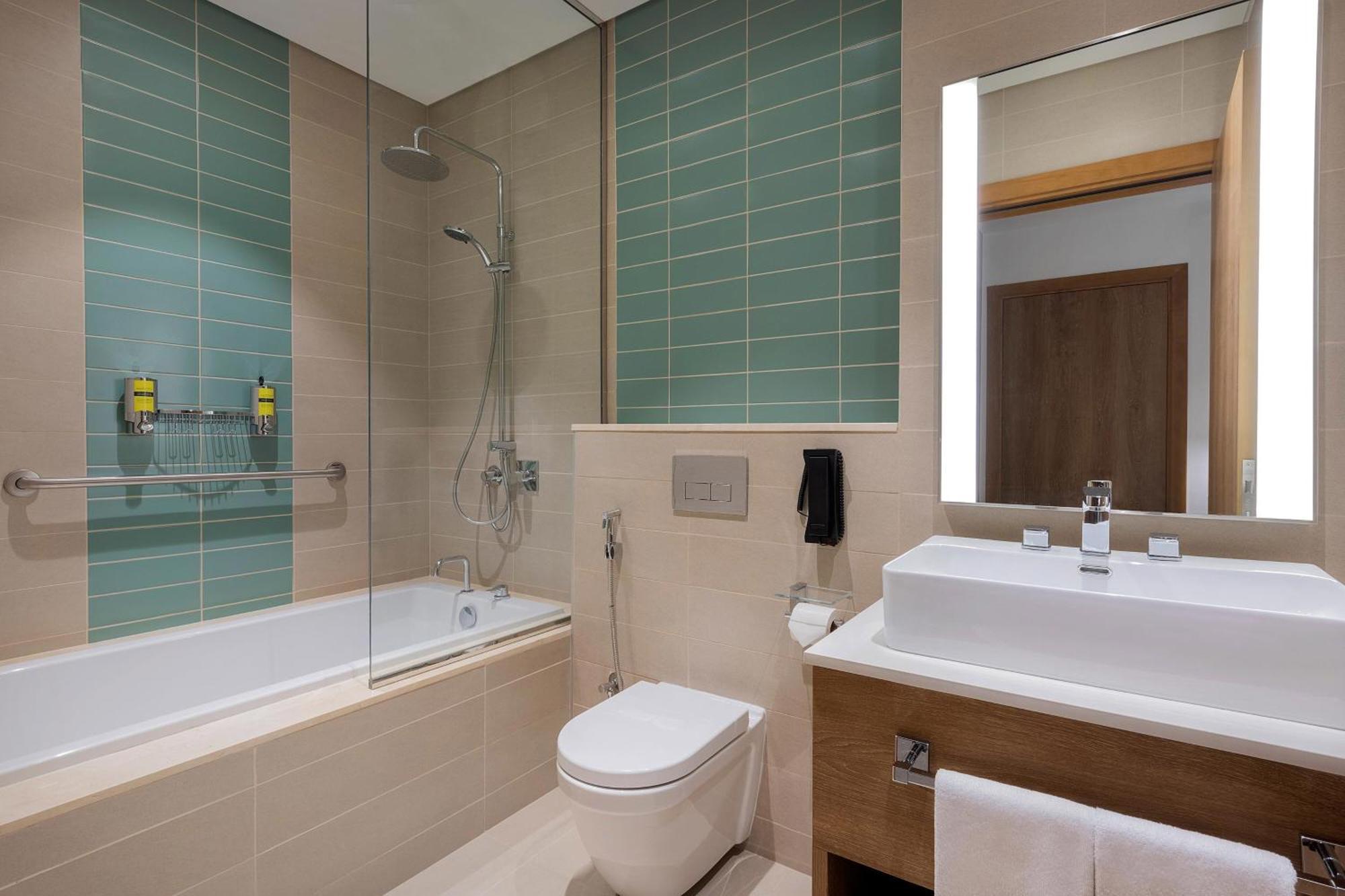 One-Bedroom King Suite - Complimentary Transfer to Dubai Mall / Burj Khalifa, Burjuman & Kite Beach,1633088686:JPEG