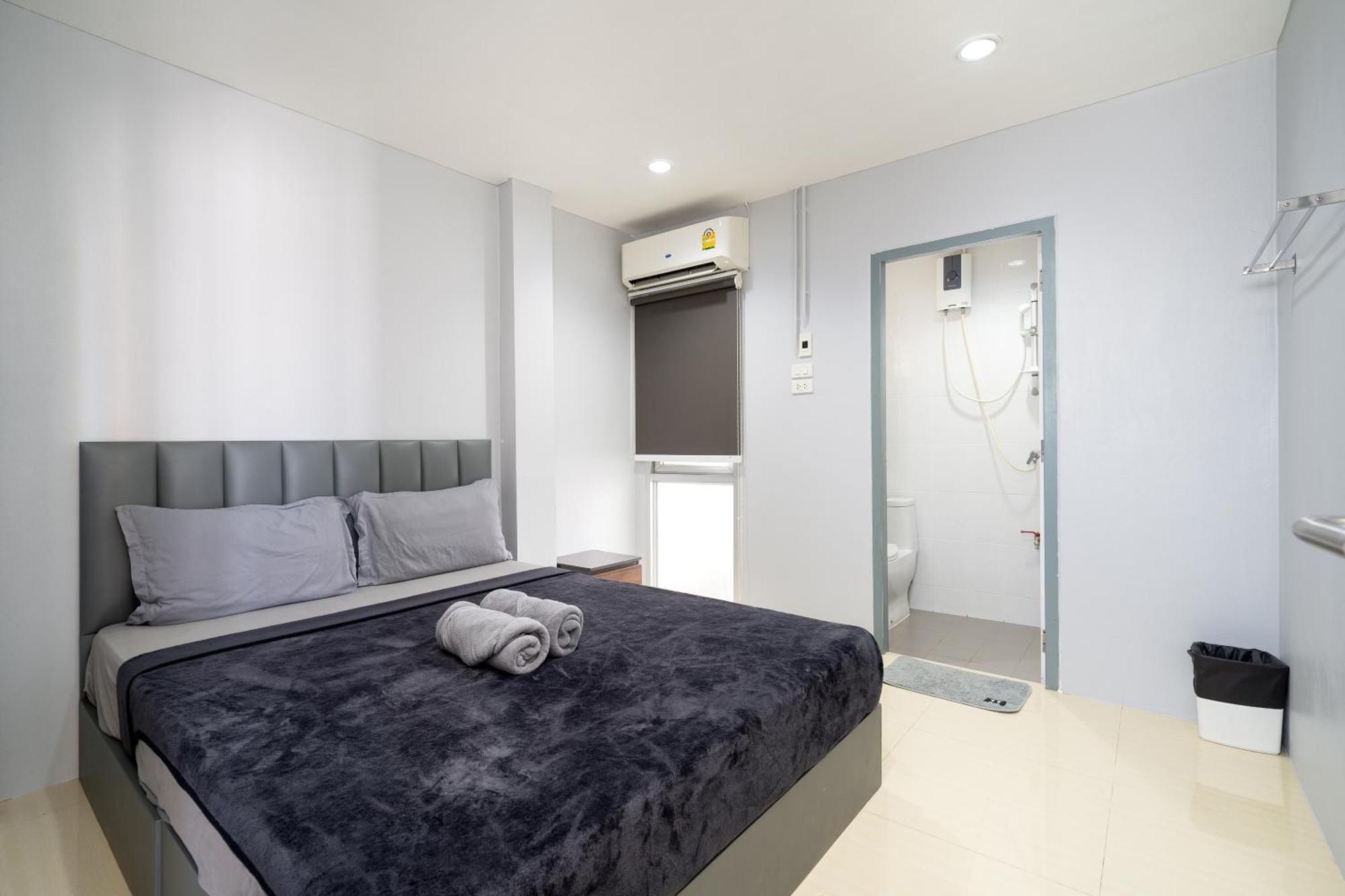 Double Room with Private Bathroom