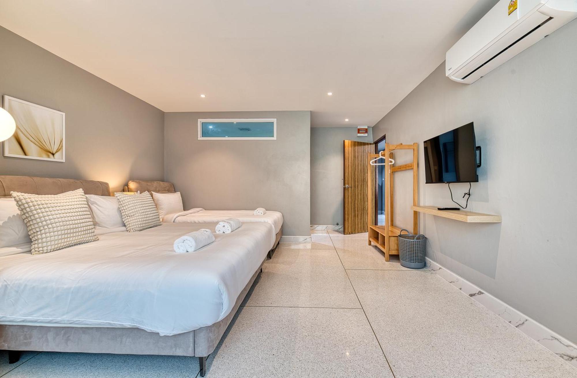 Two-Bedroom Family Apartment,1635194883:JPEG