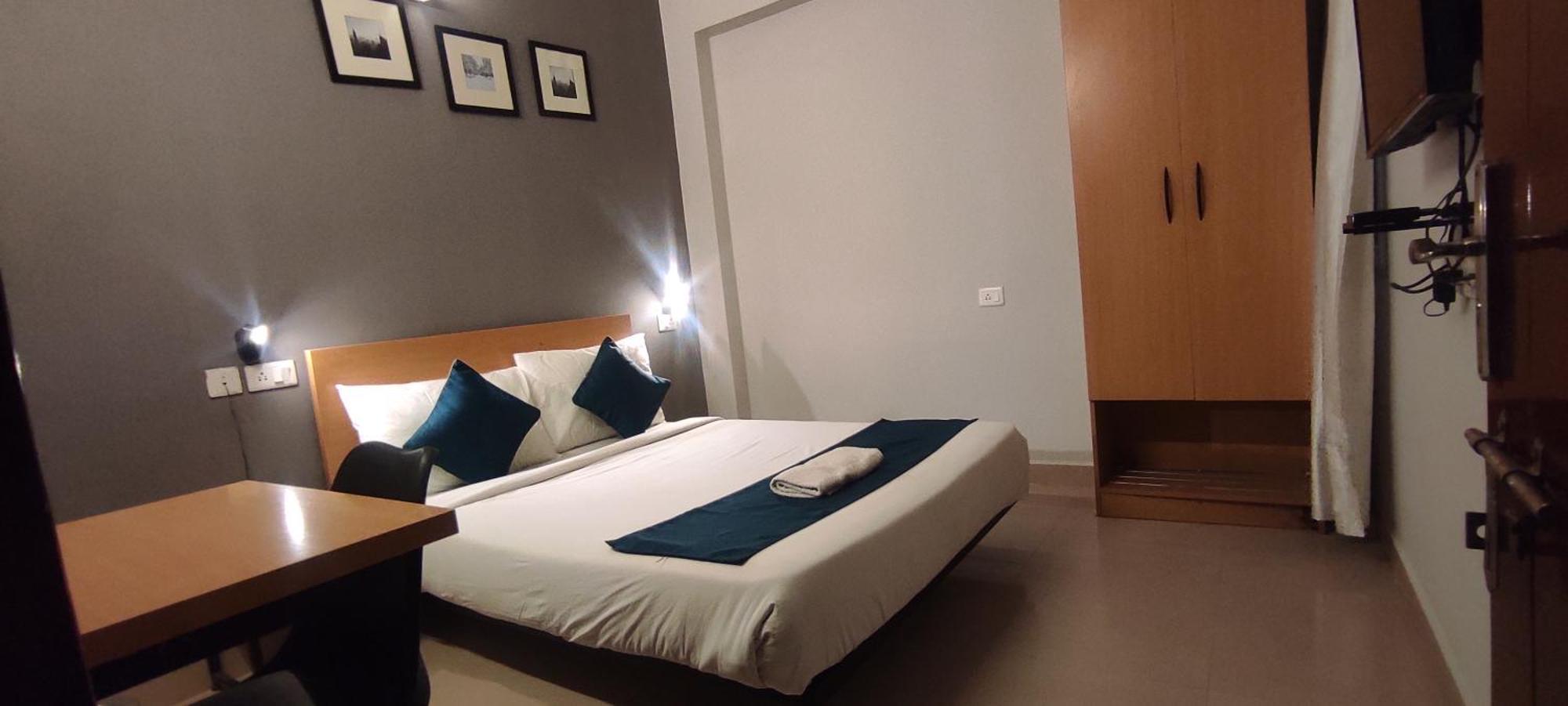 Standard Double Room,1651841810:JPEG