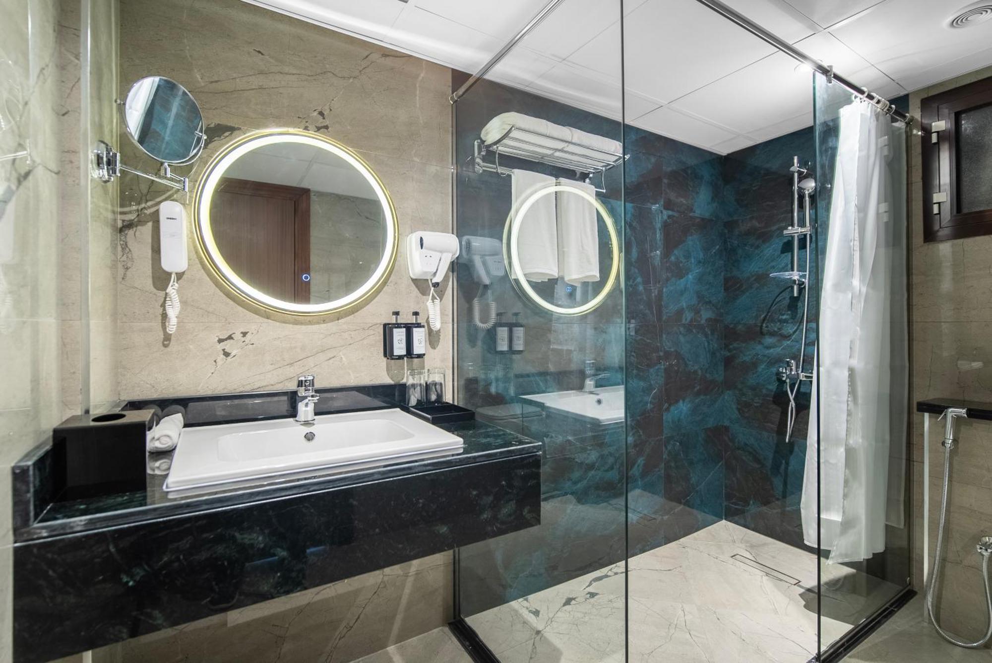 Deluxe Premium Suite,1648865864:JPEG