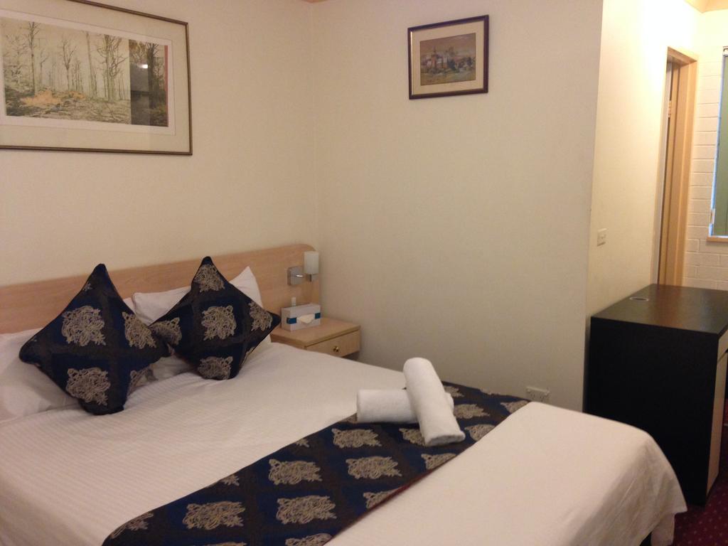 Standard  Room,1219712332:JPEG