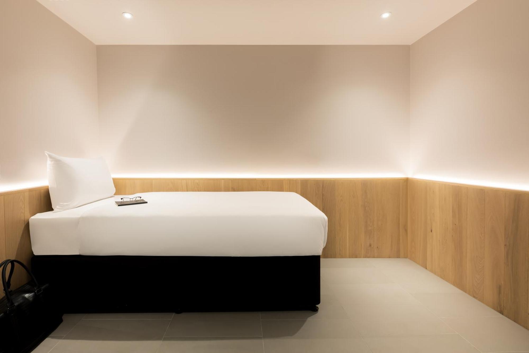 Cocoon 1 Accessible